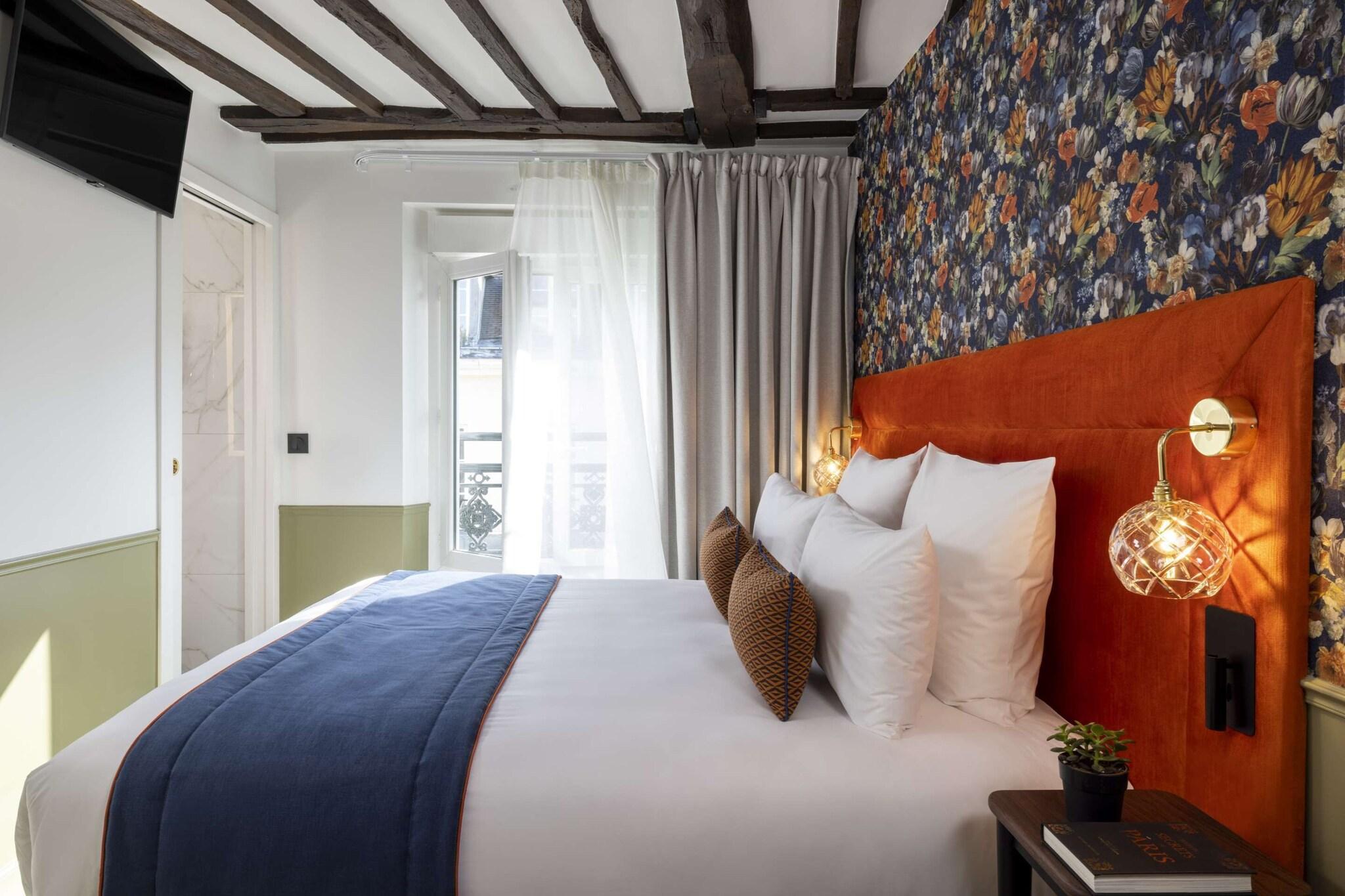 Family Room Two Queen Beds