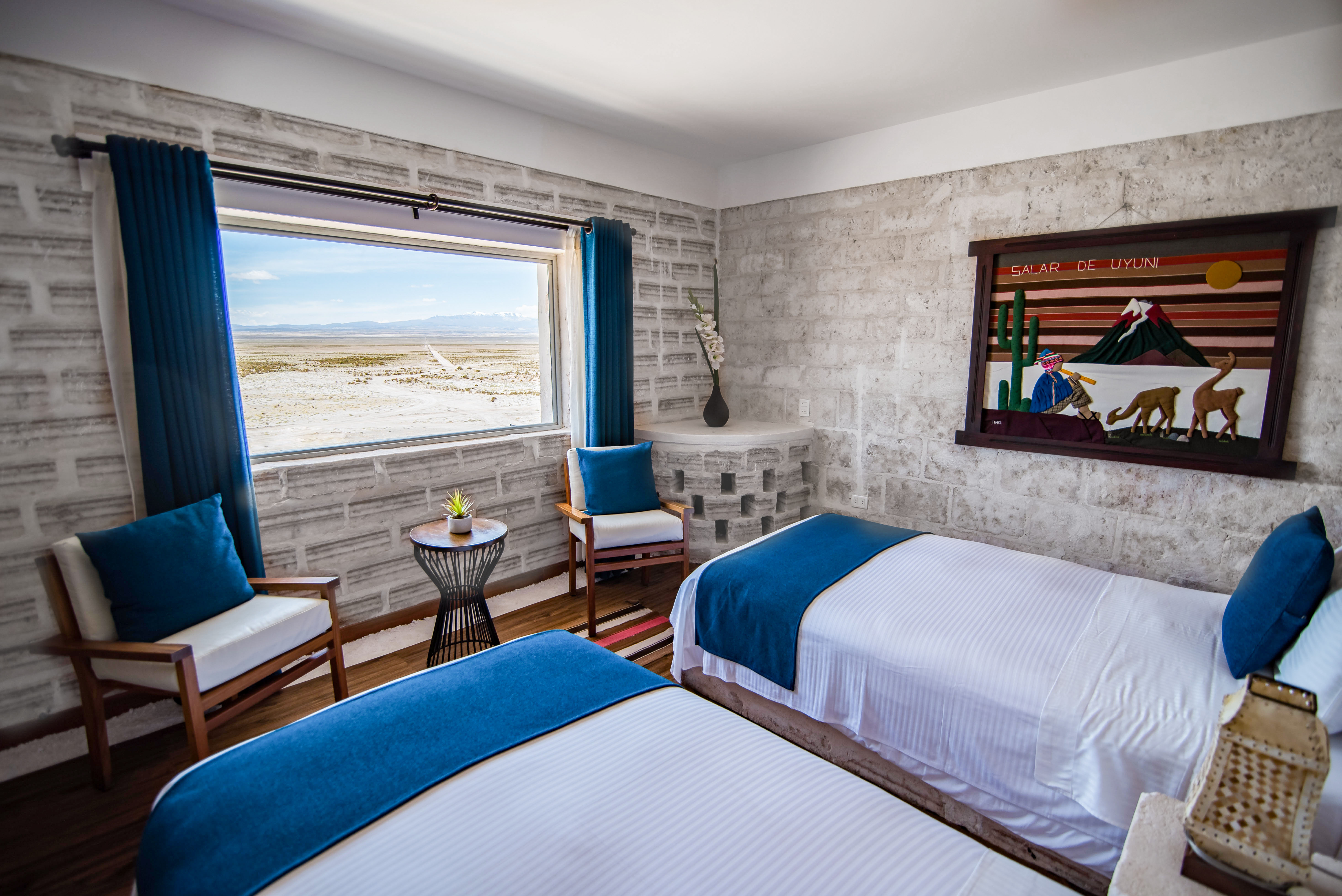 Twin Deluxe Lake View