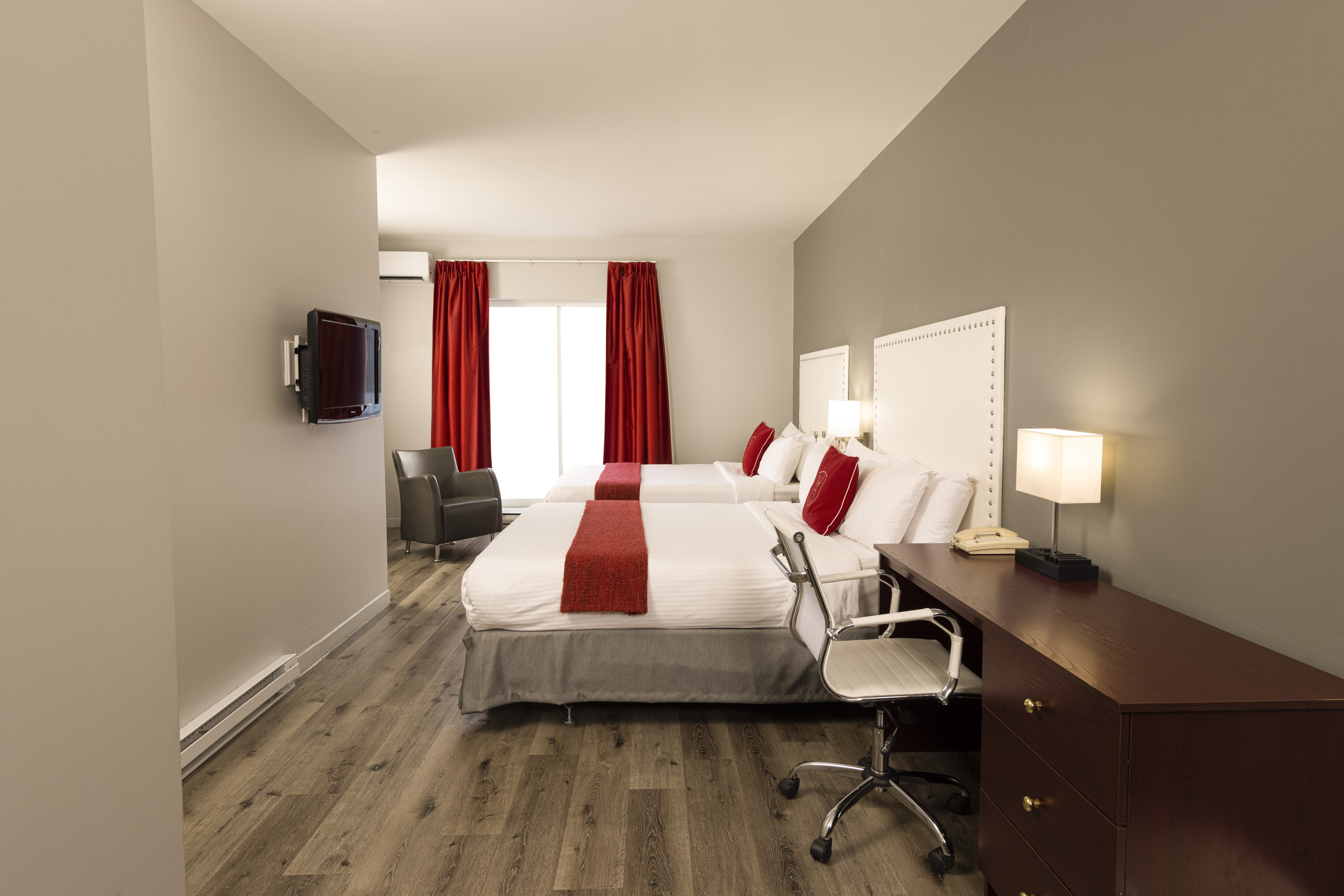 Family Room Two Queen Beds