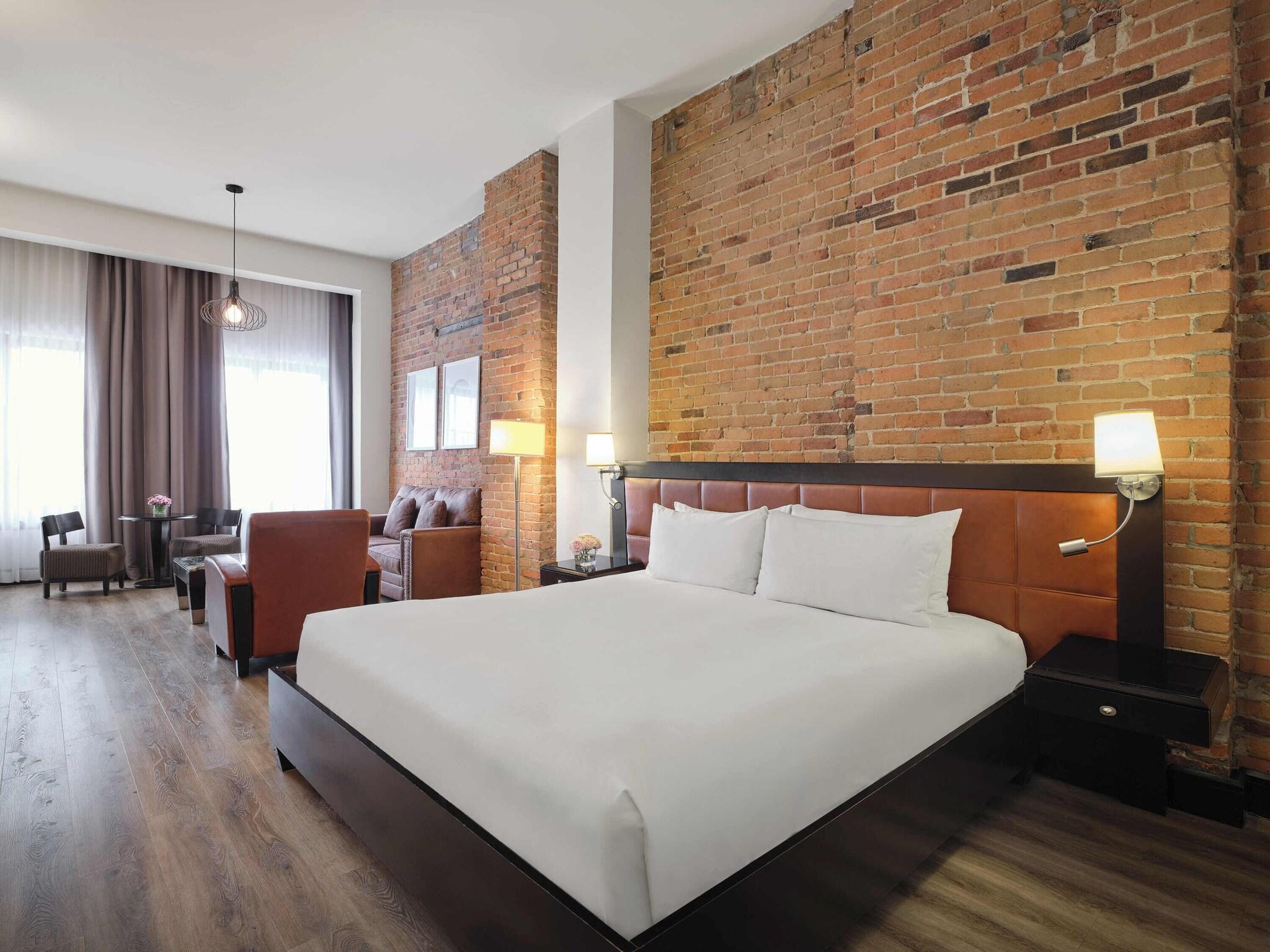 Junior Suite King Size Bed