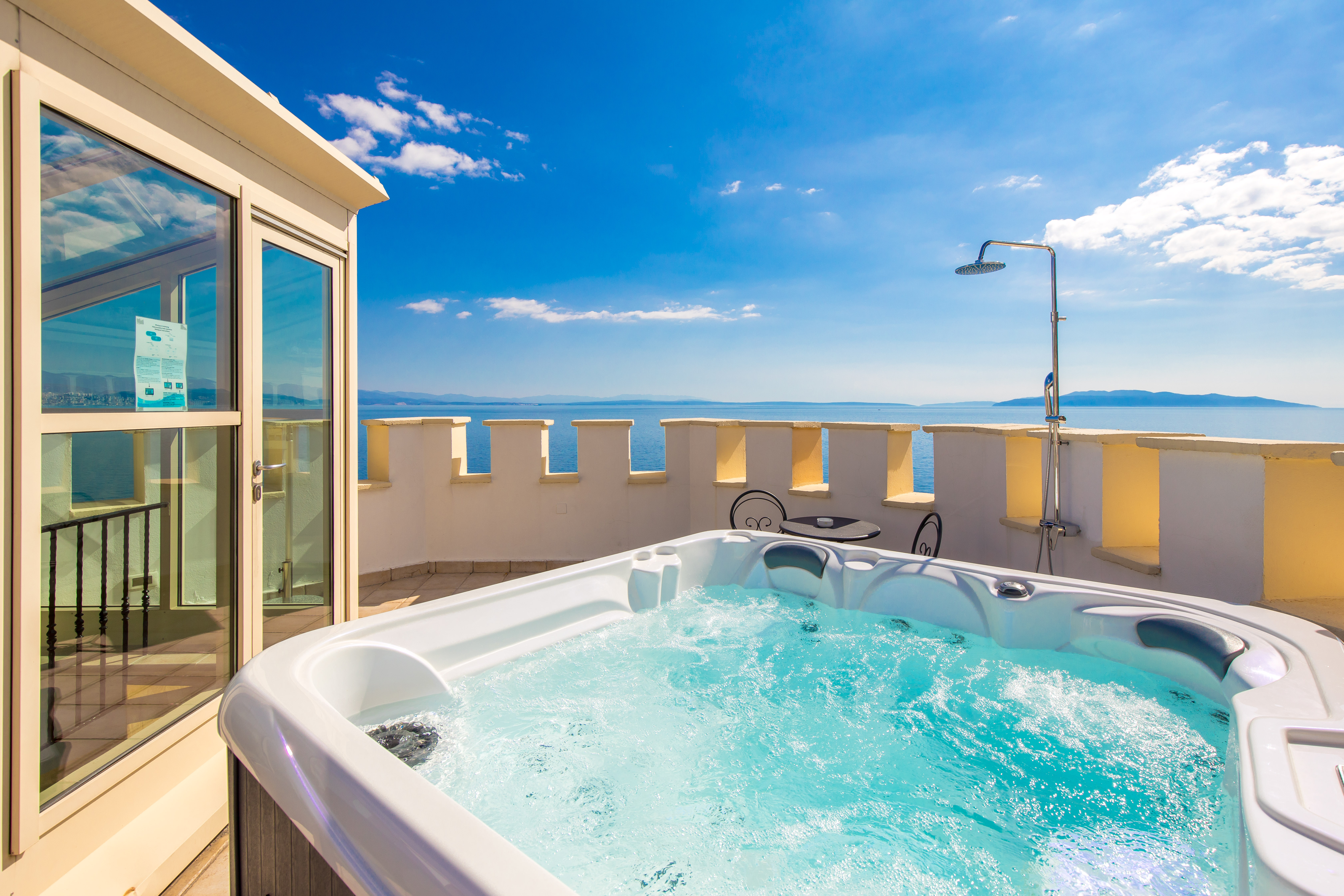 Suite Ocean Front Two Double Beds