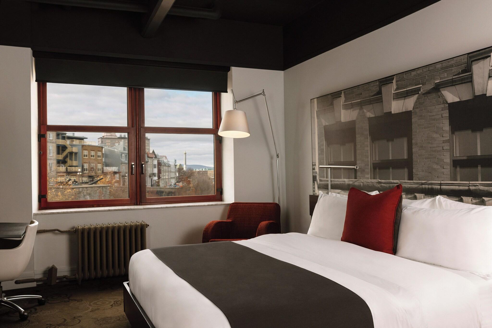 Double Classic Queen Bed