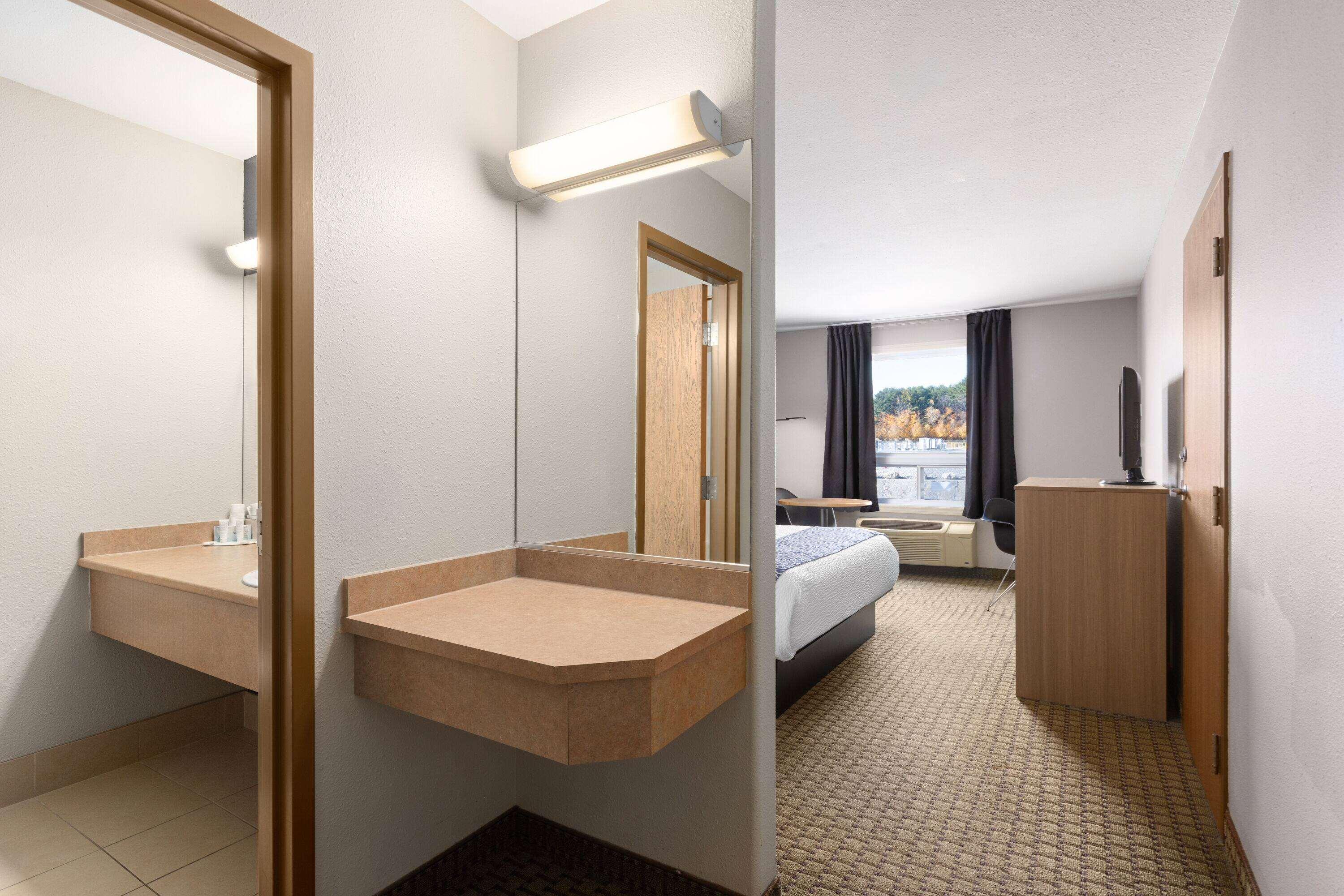 Double King Bed Non Smoking