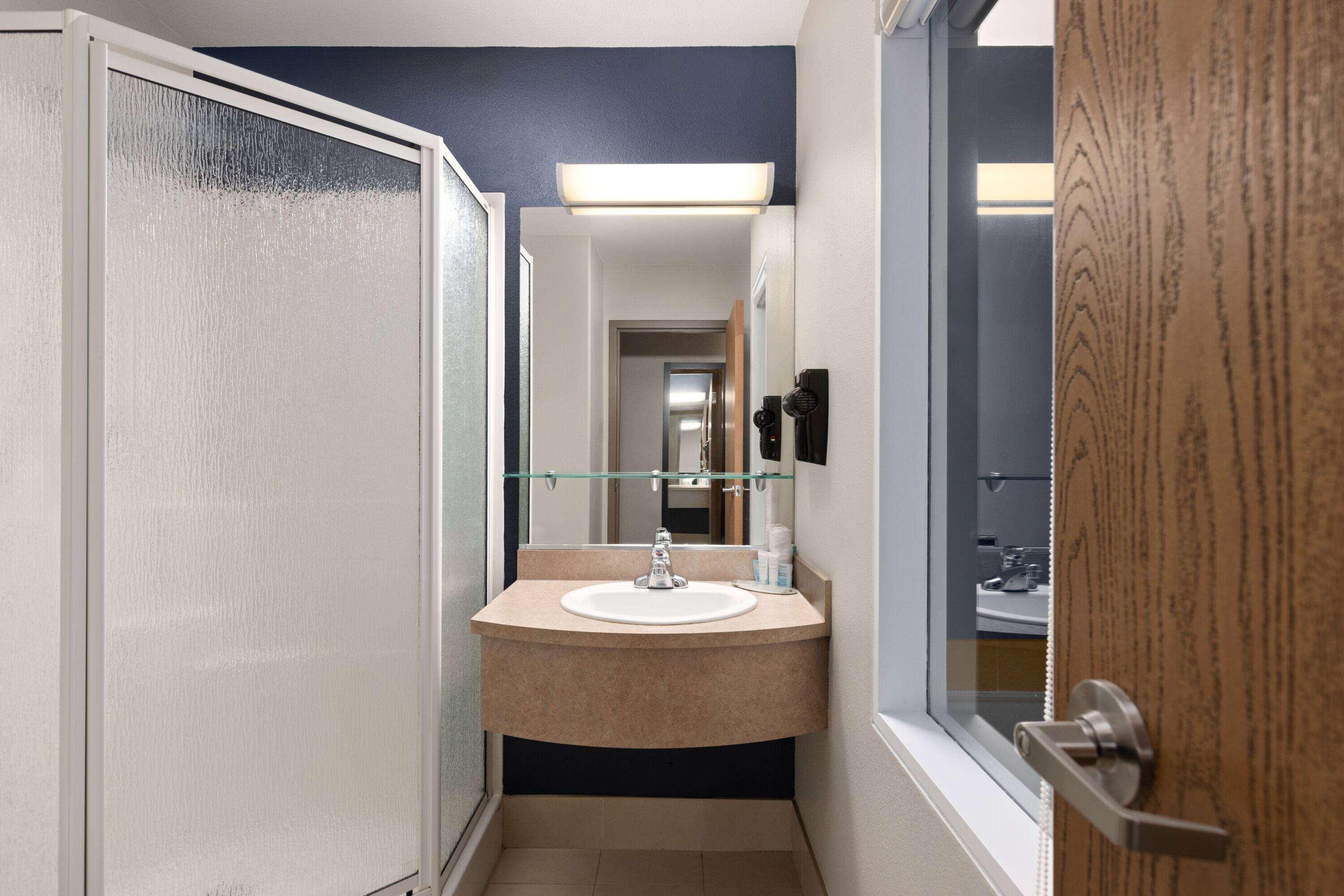 Suite King Bed Non Smoking