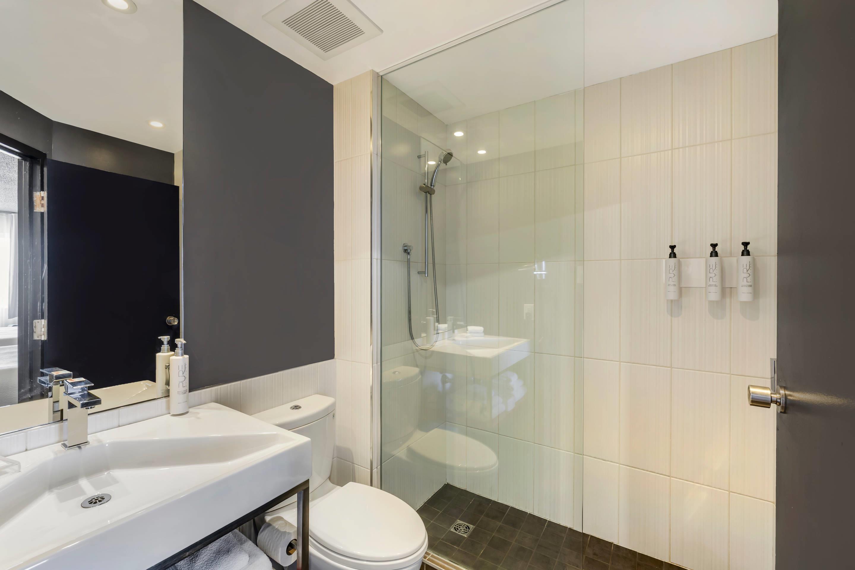 Quadruple Two Queen Beds Non Smoking