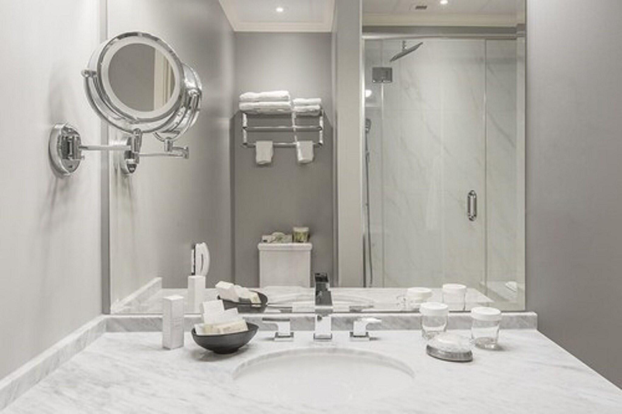 Double Premier King Bed