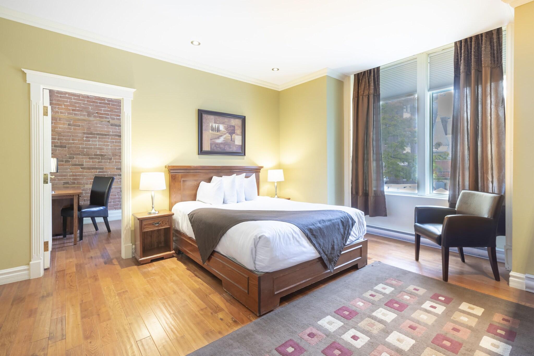 Suite Premium Queen Bed