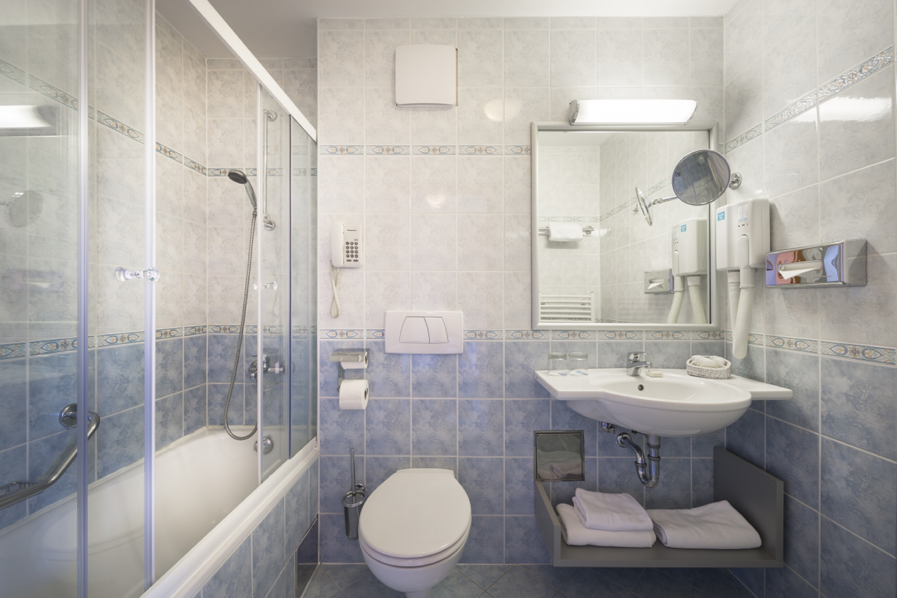 Triple Superior Sea View