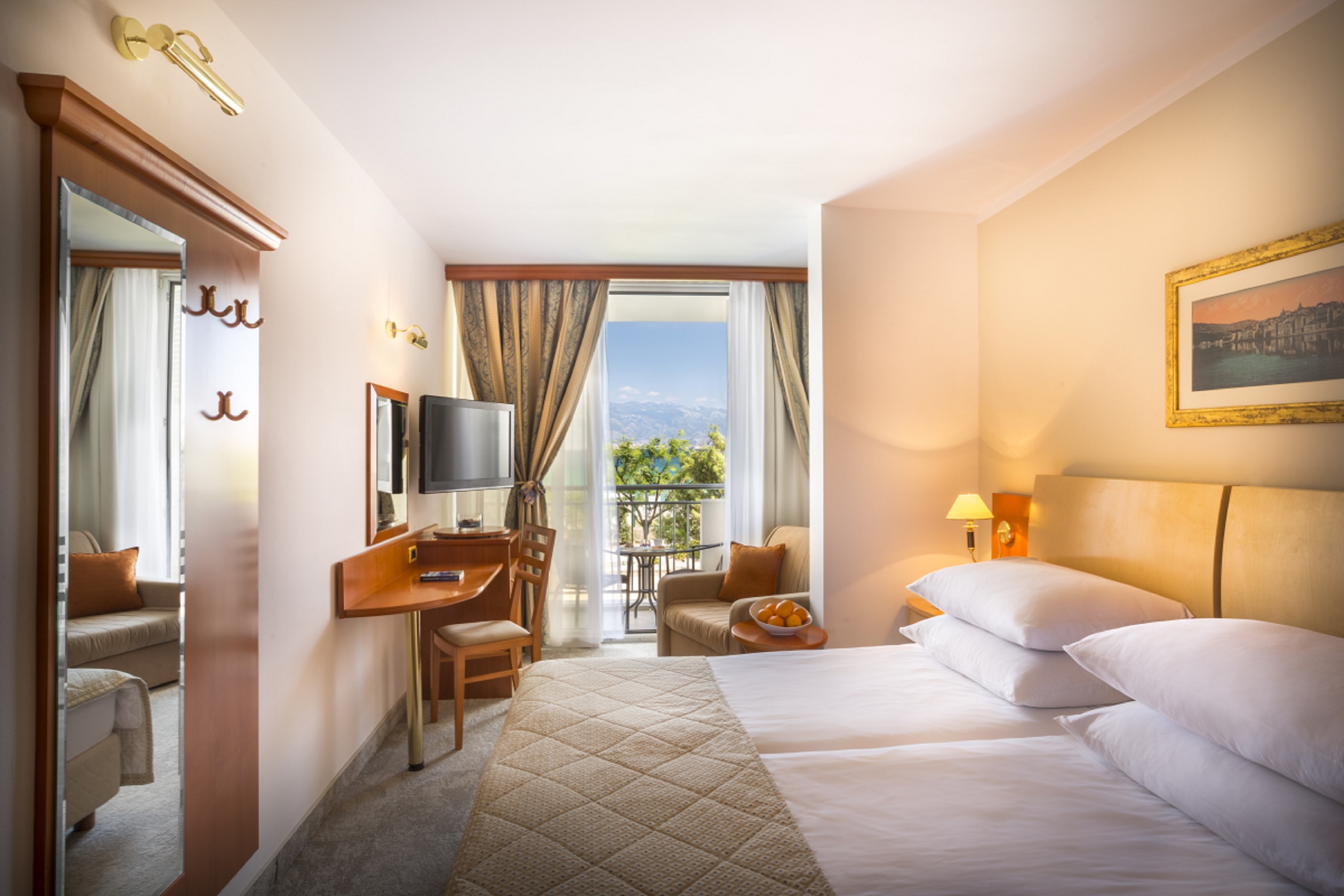 Triple Superior Sea View