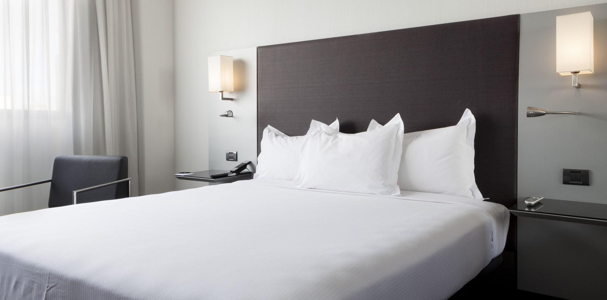 Double Queen Size Bed