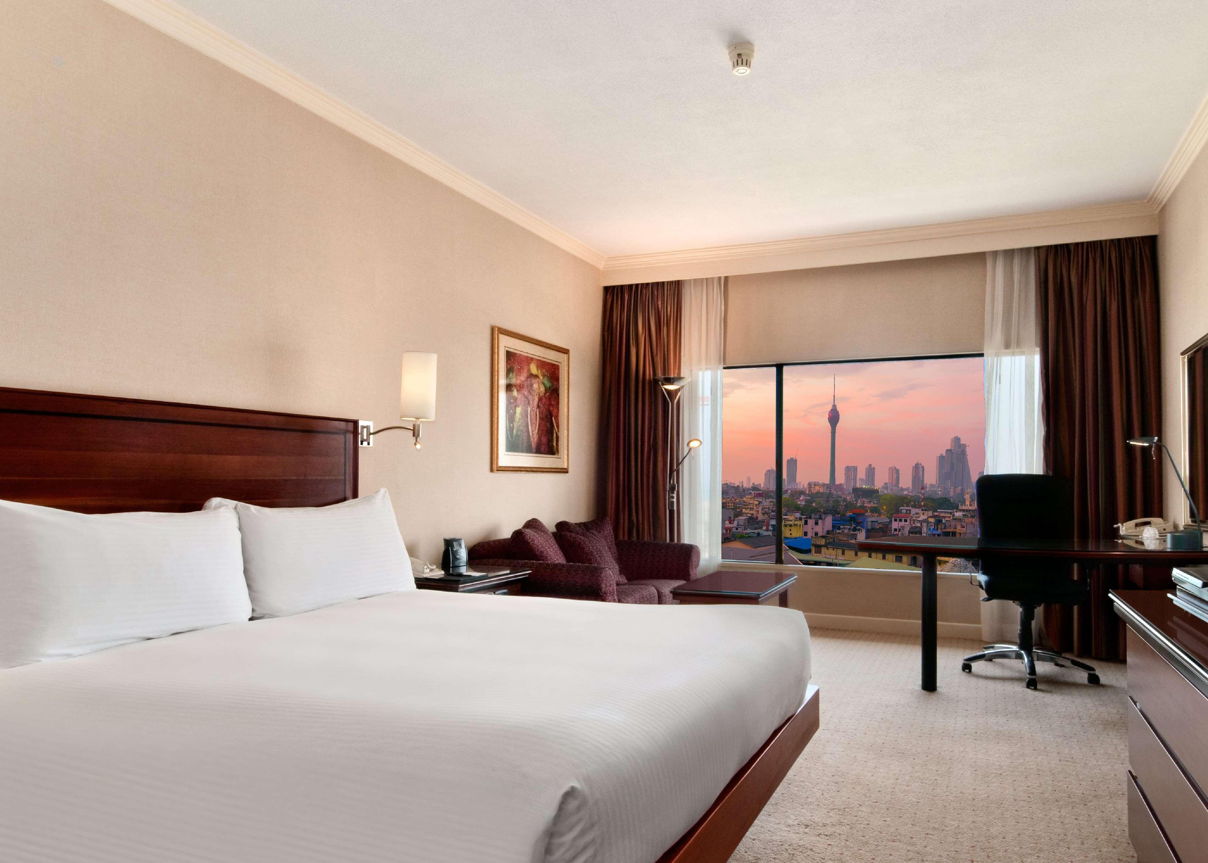 Double Deluxe King Bed