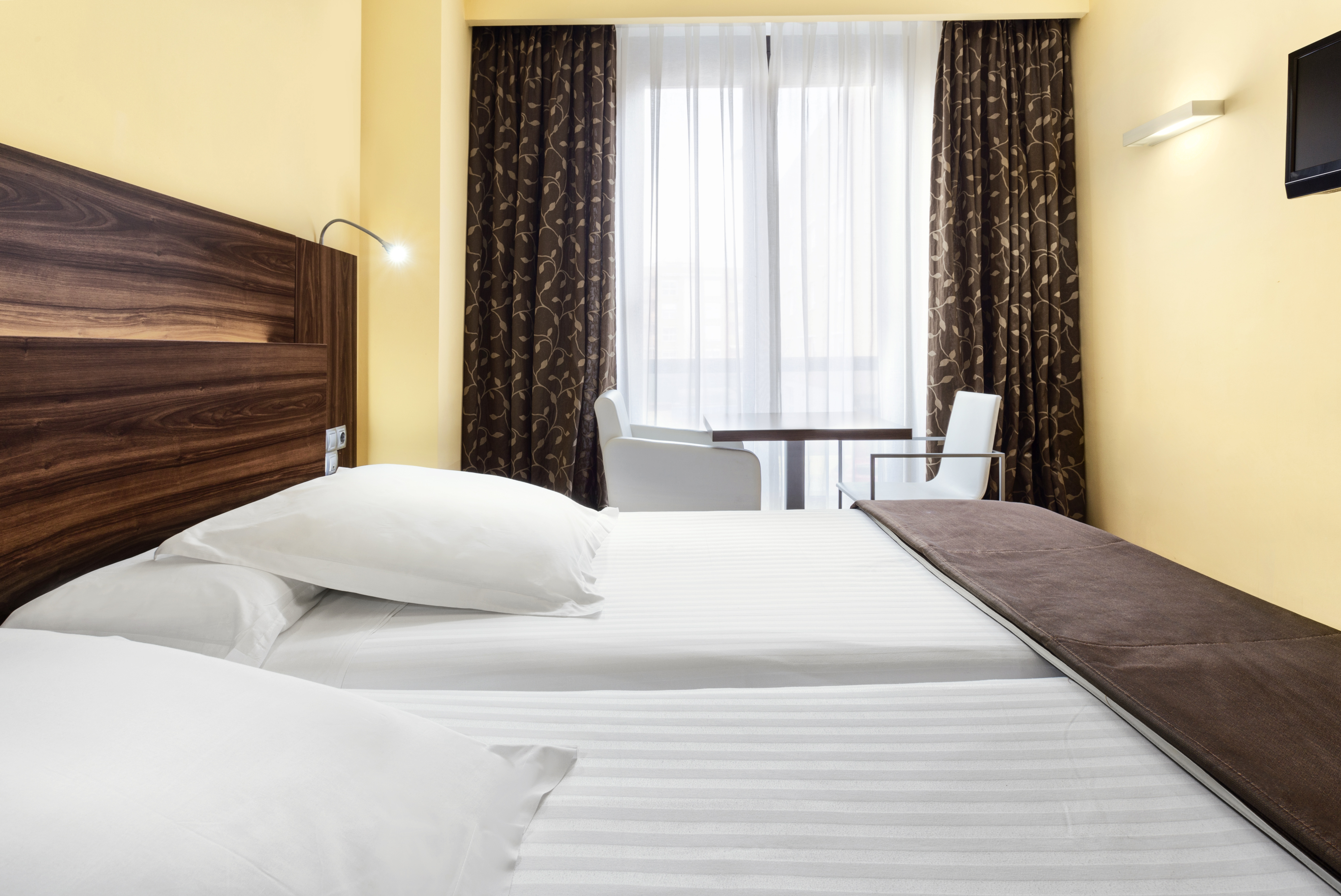 Double or Twin Standard