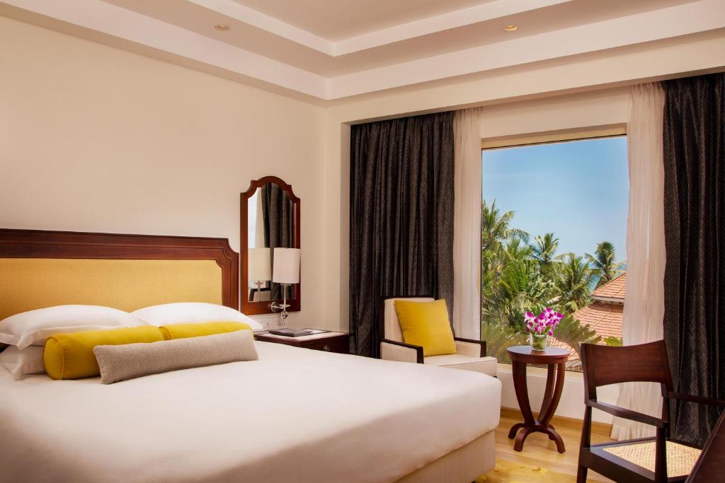 Double Luxury City View