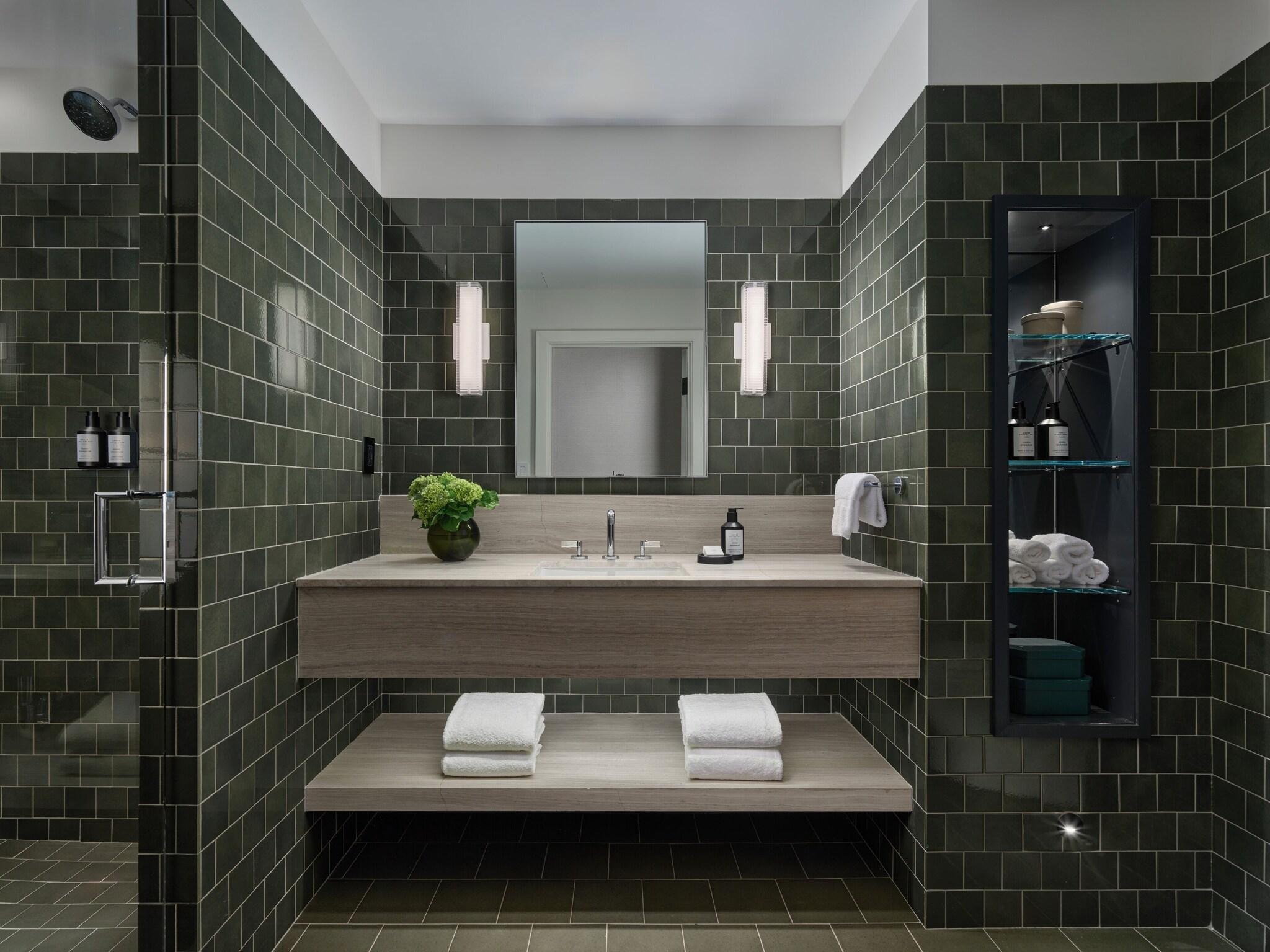 Double Accessible King Size Bed