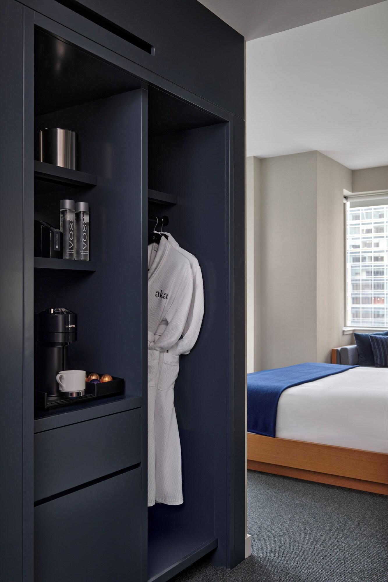 Double Accessible King Size Bed