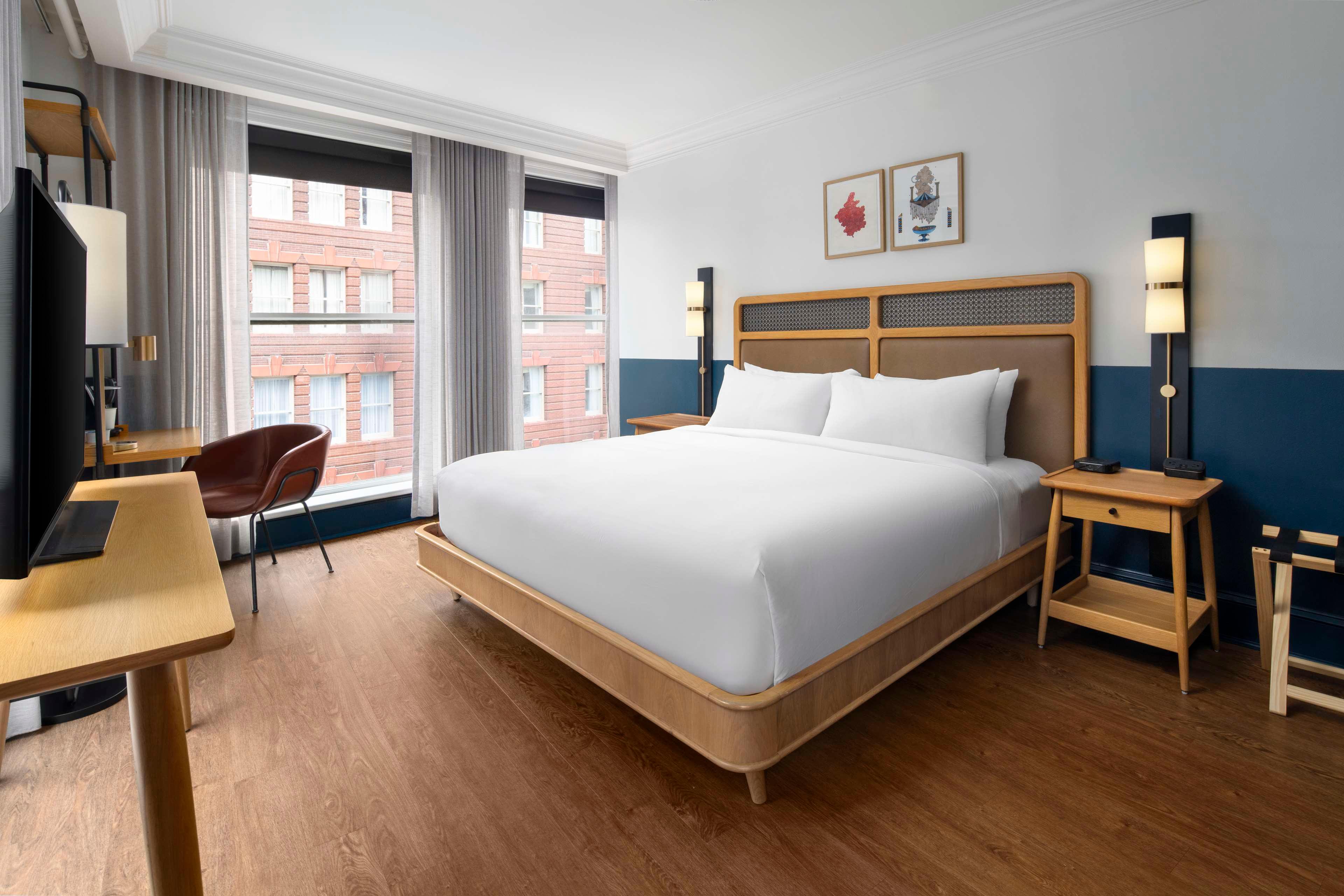 Double City View King Bed