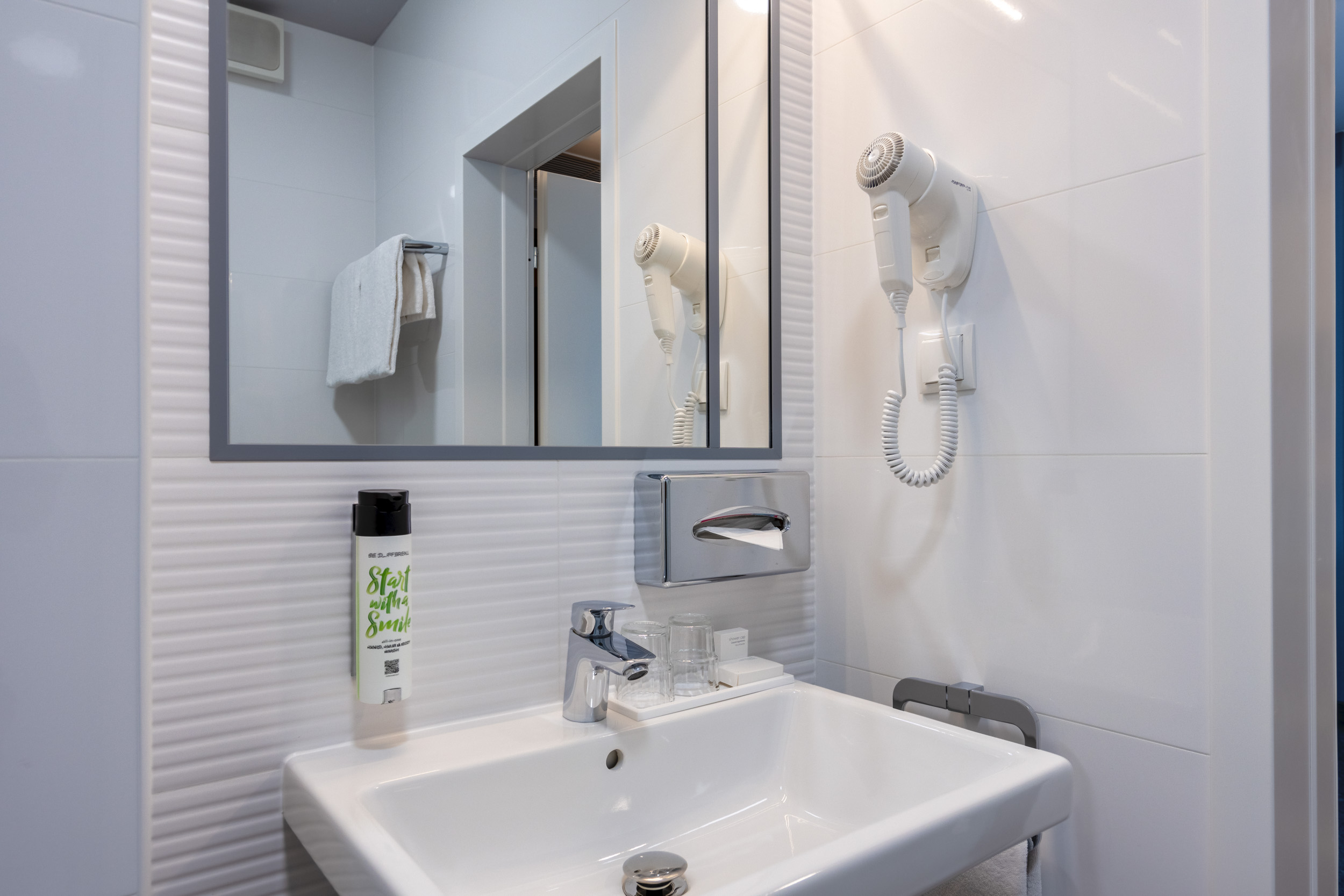 Family Room Capacity 4