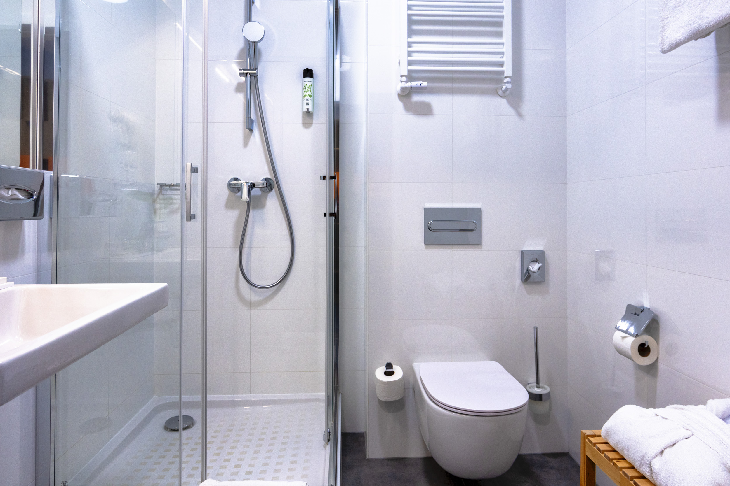 Family Room Capacity 3