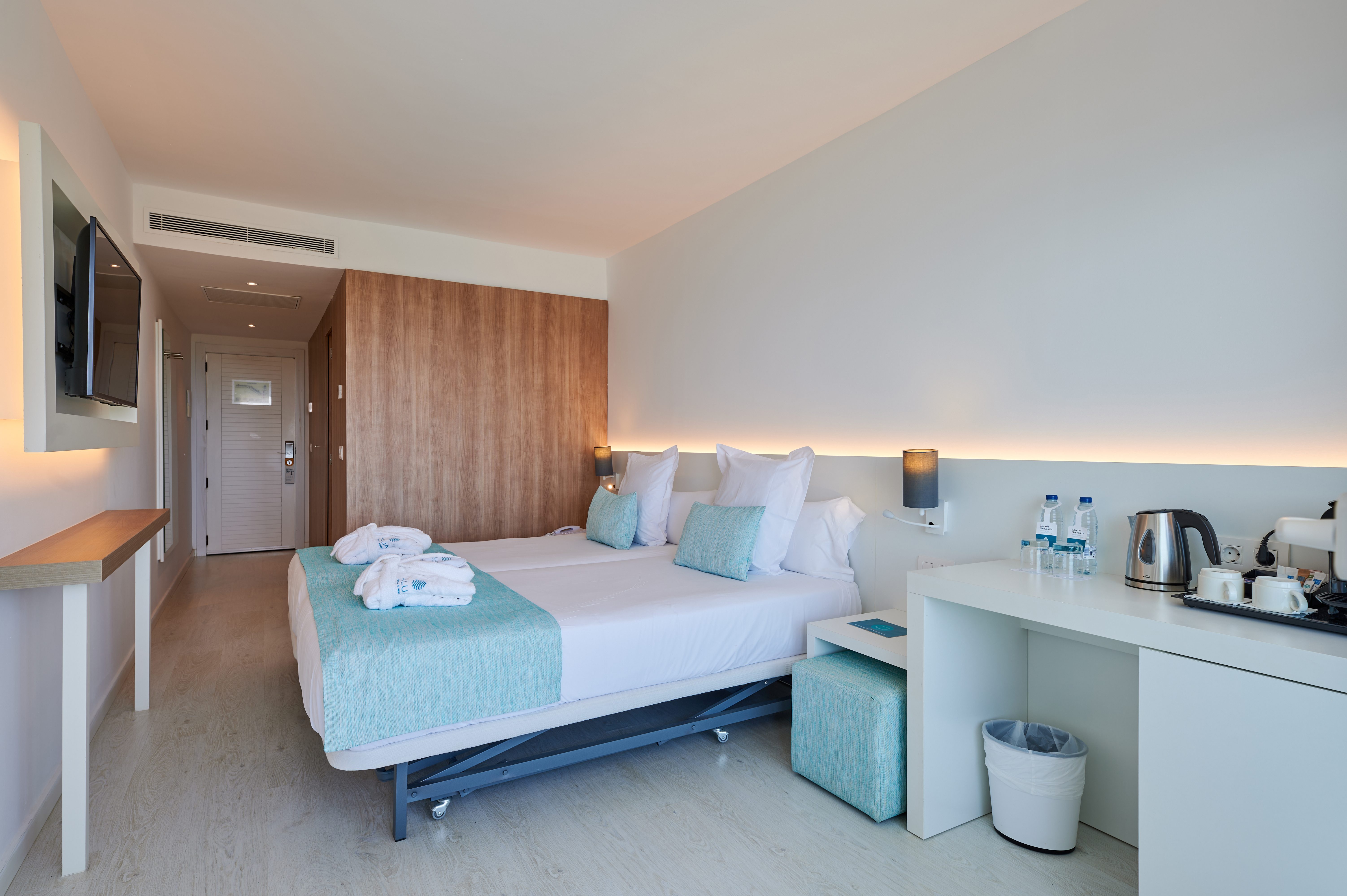 Double Single Superior Sea Front