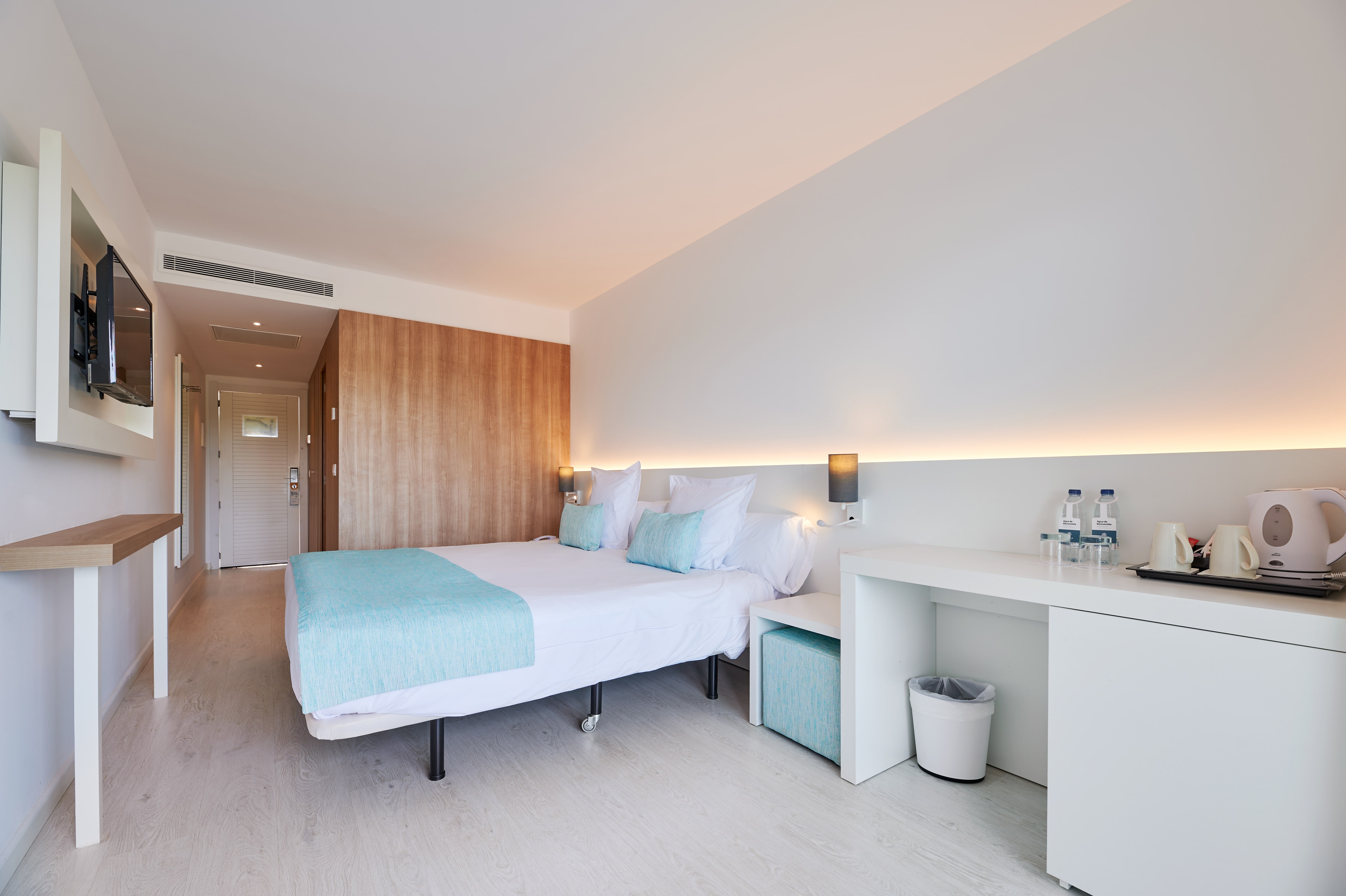 Double or Twin Standard