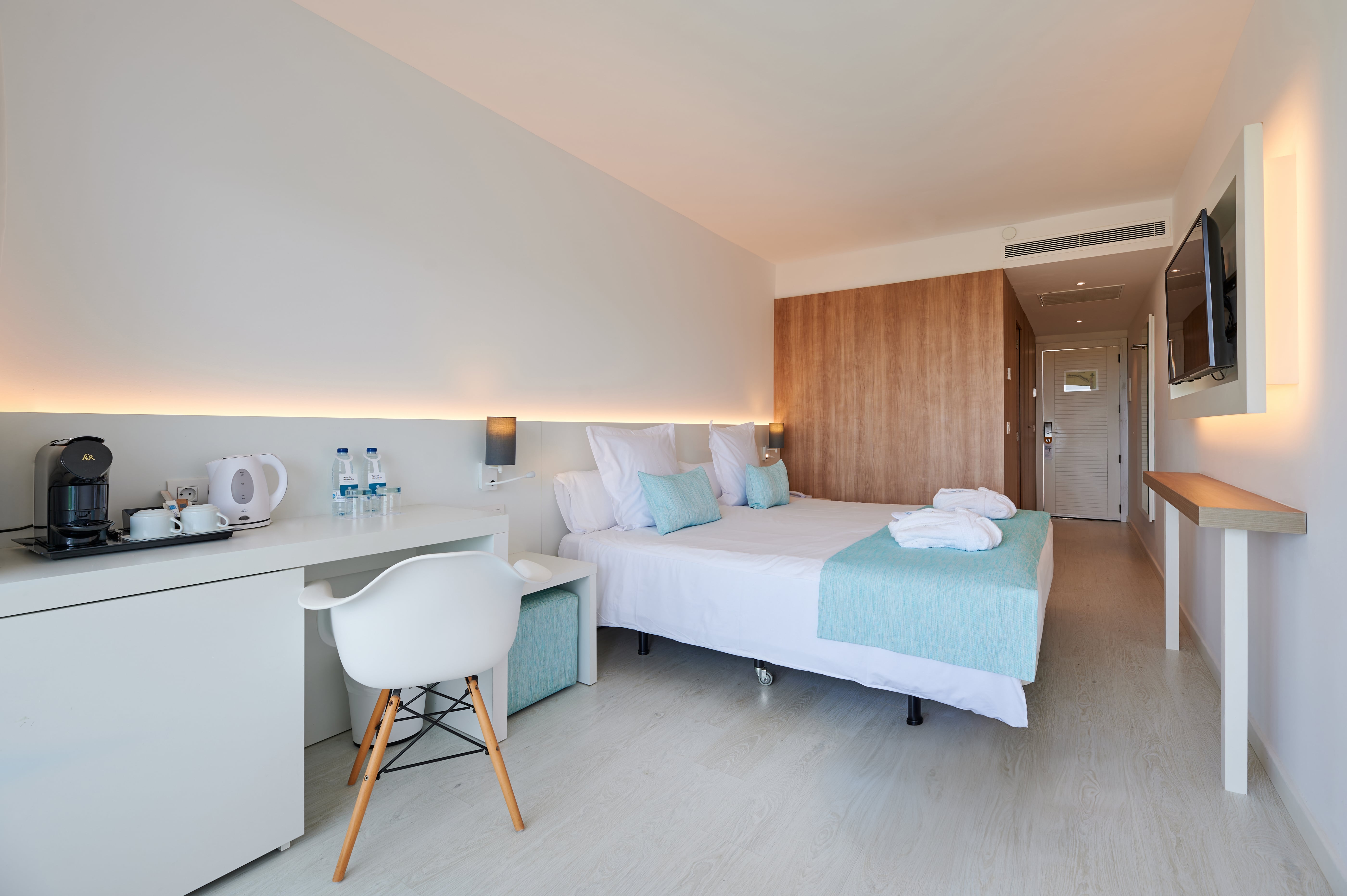 Double or Twin Superior Sea View