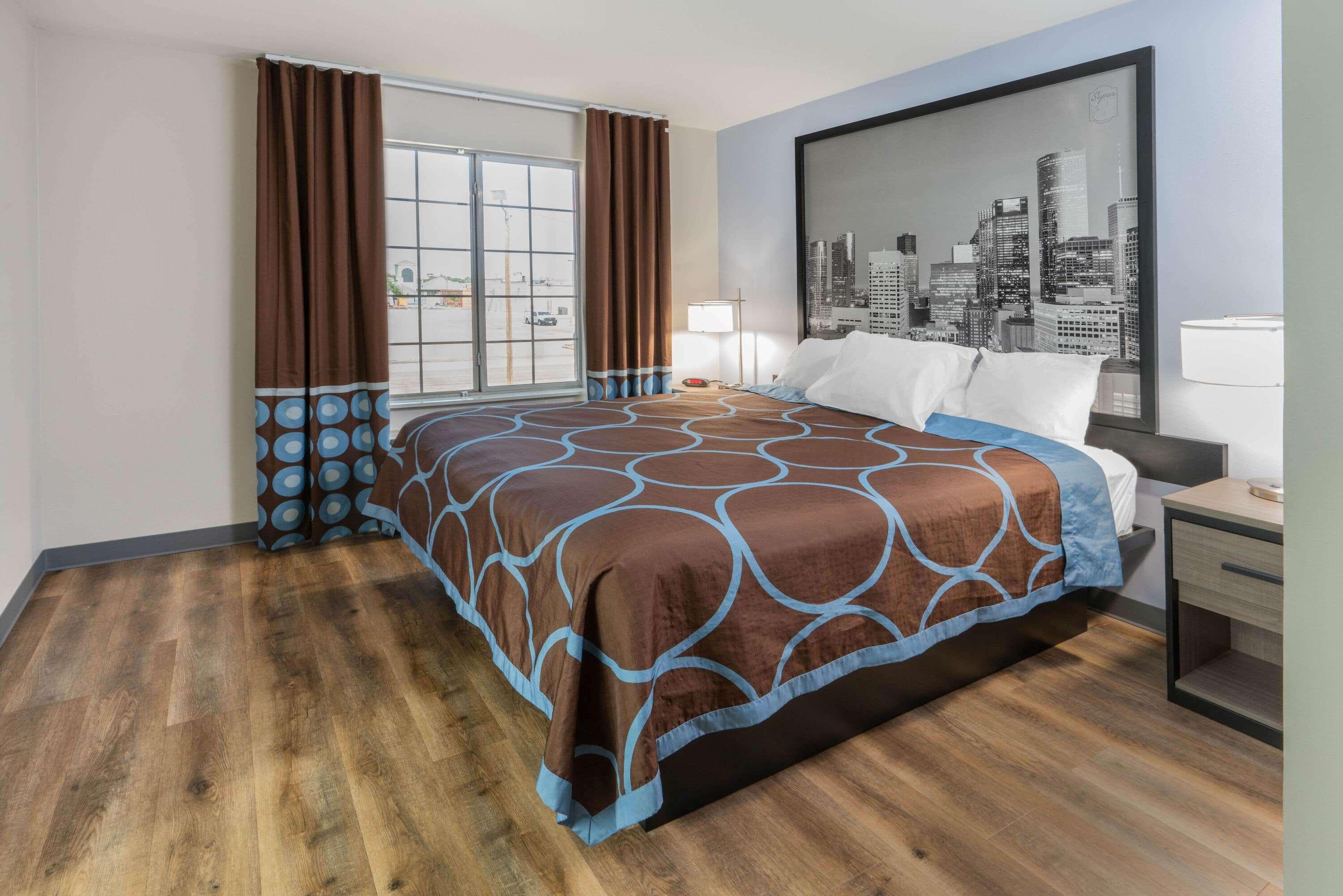 Room King Bed Non Smoking