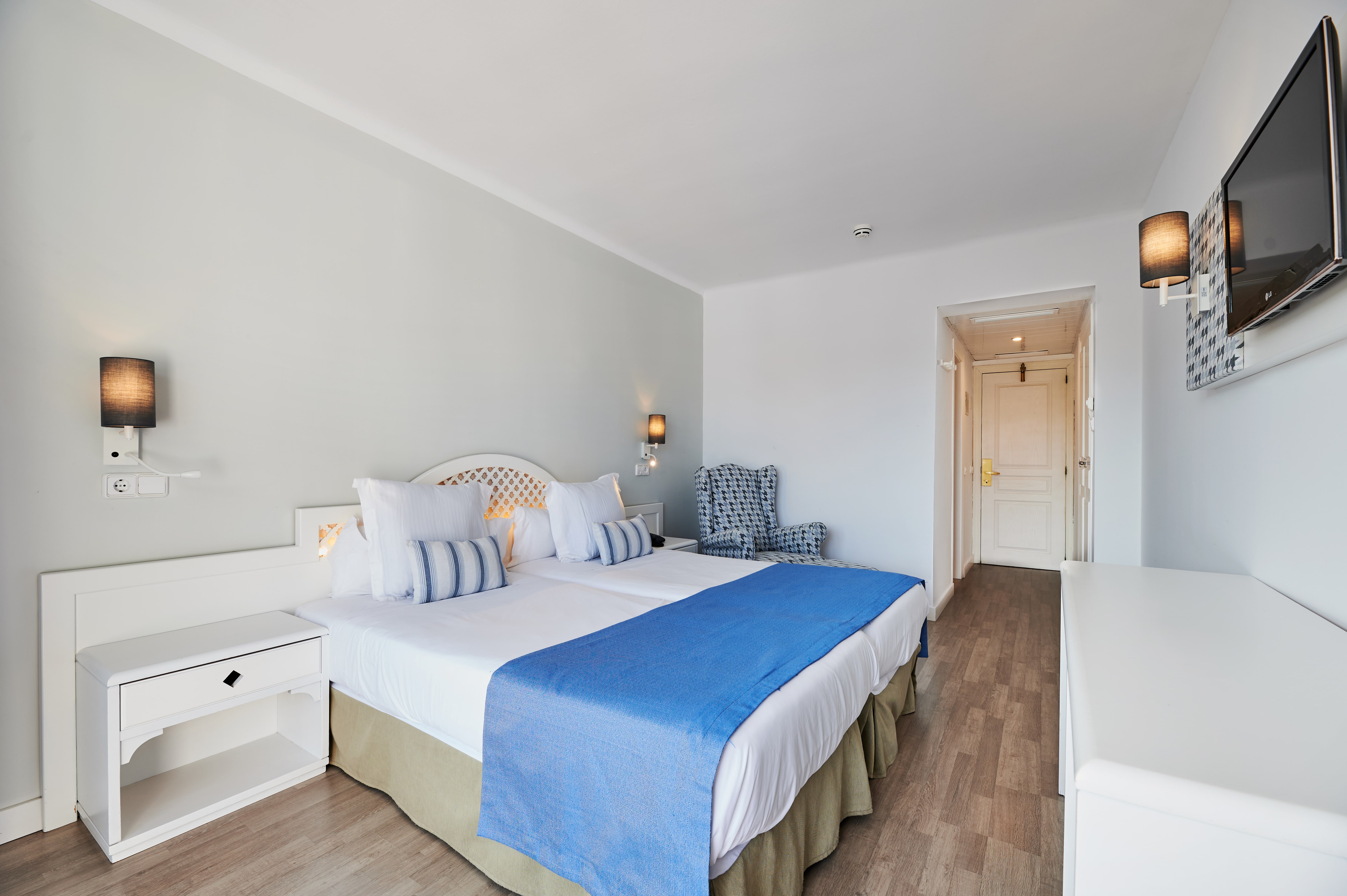 Double or Twin with Balcony