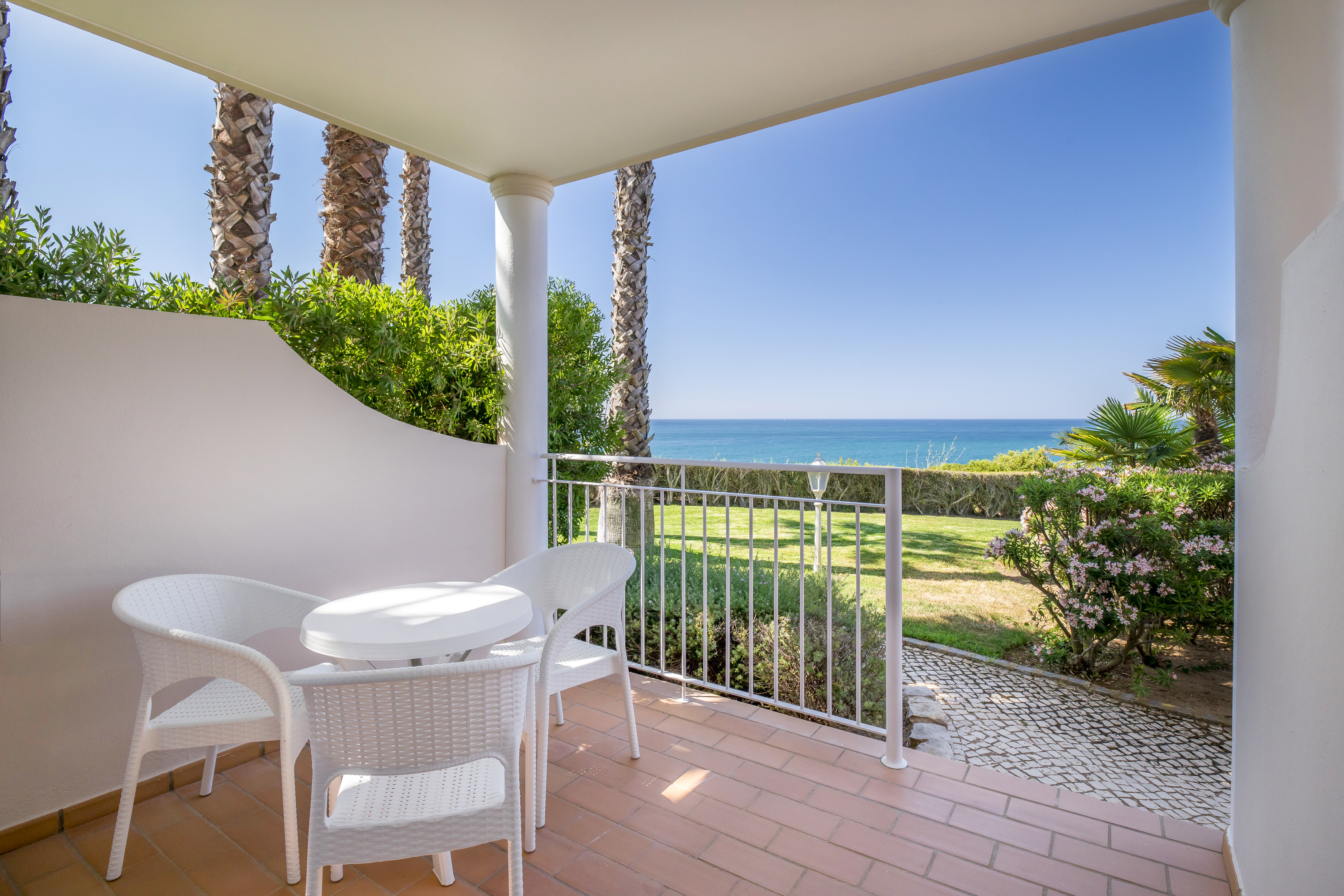 Apartment Deluxe Ocean Front