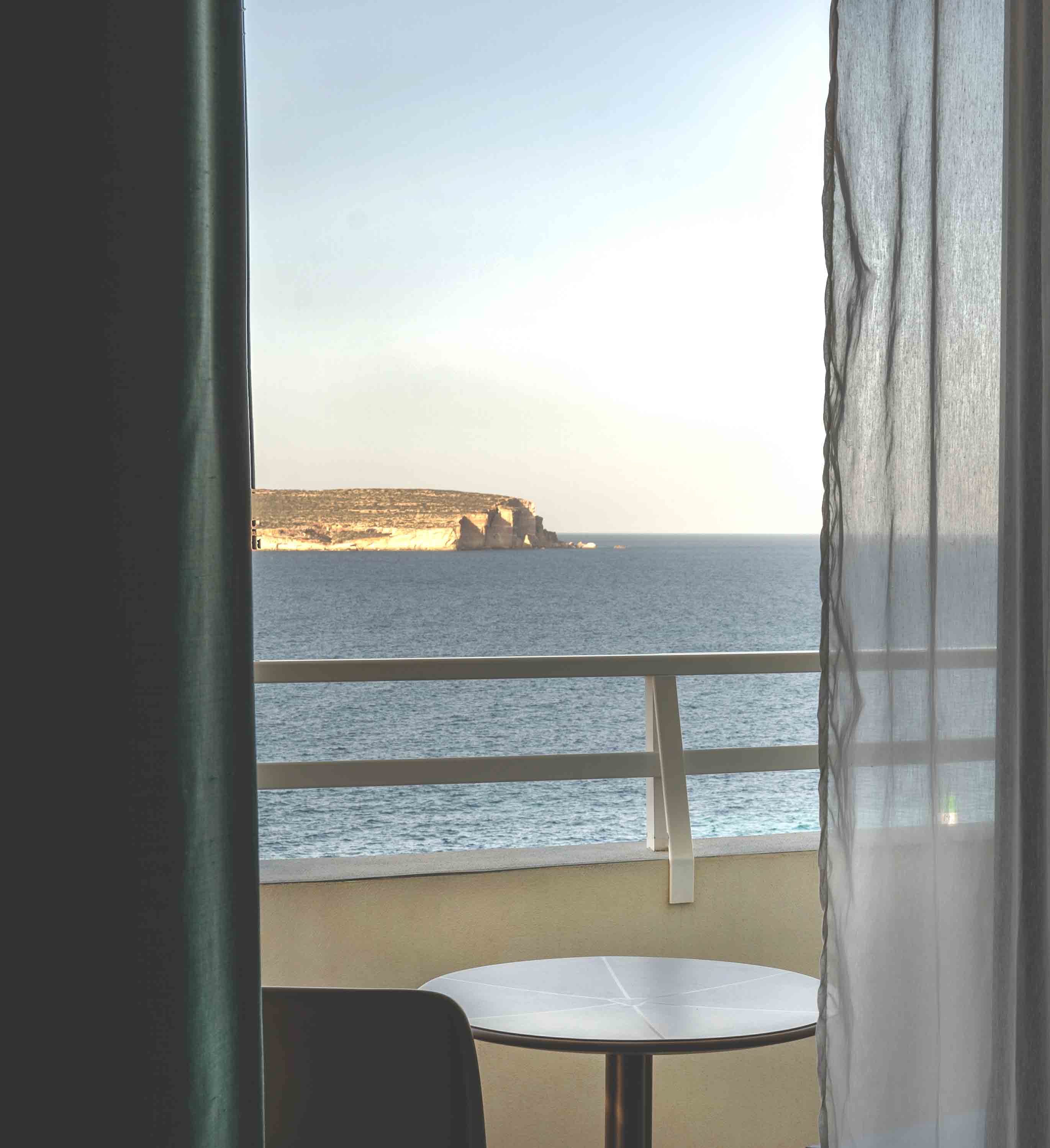 Double or Twin Deluxe Sea View