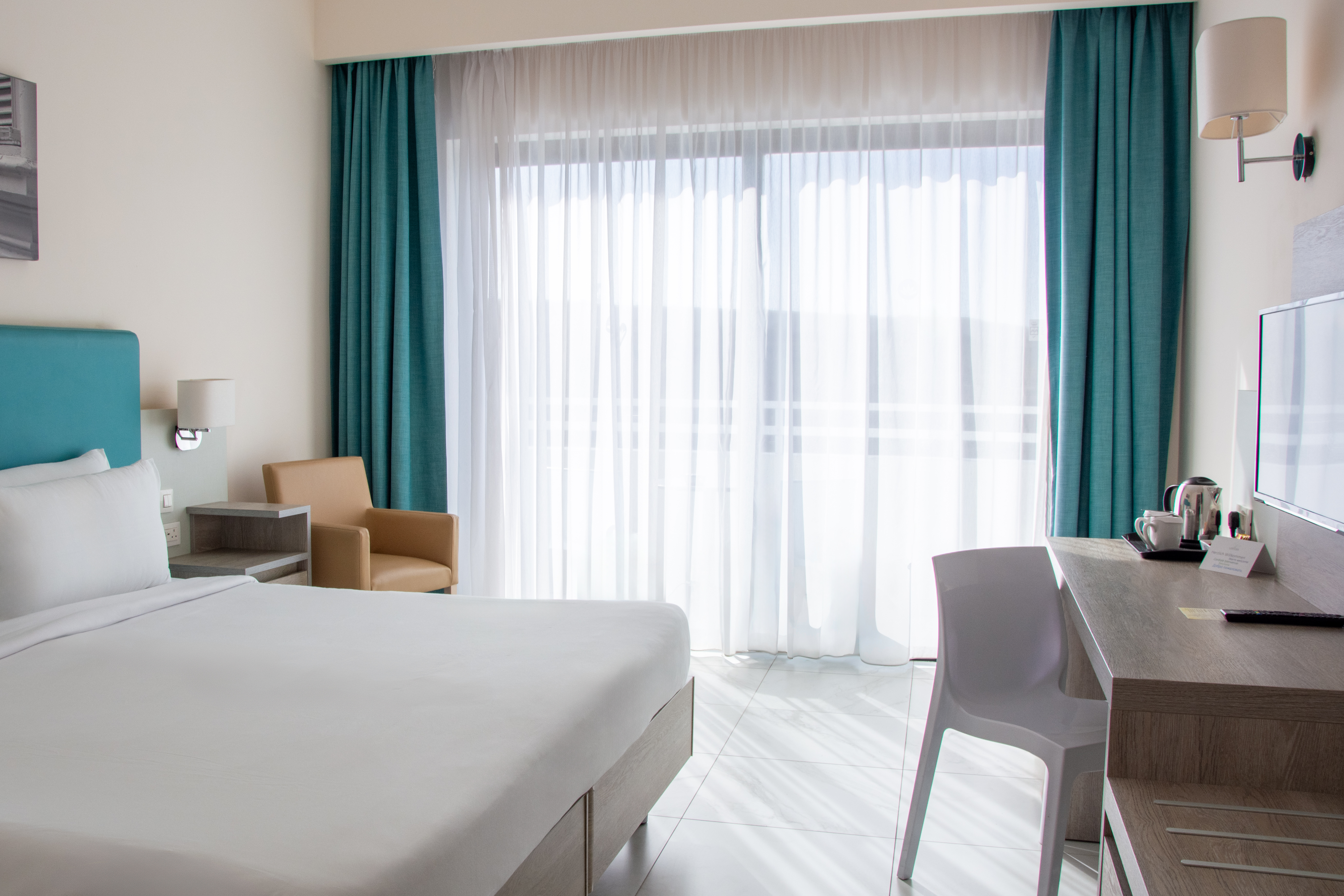 Double or Twin Side Sea View