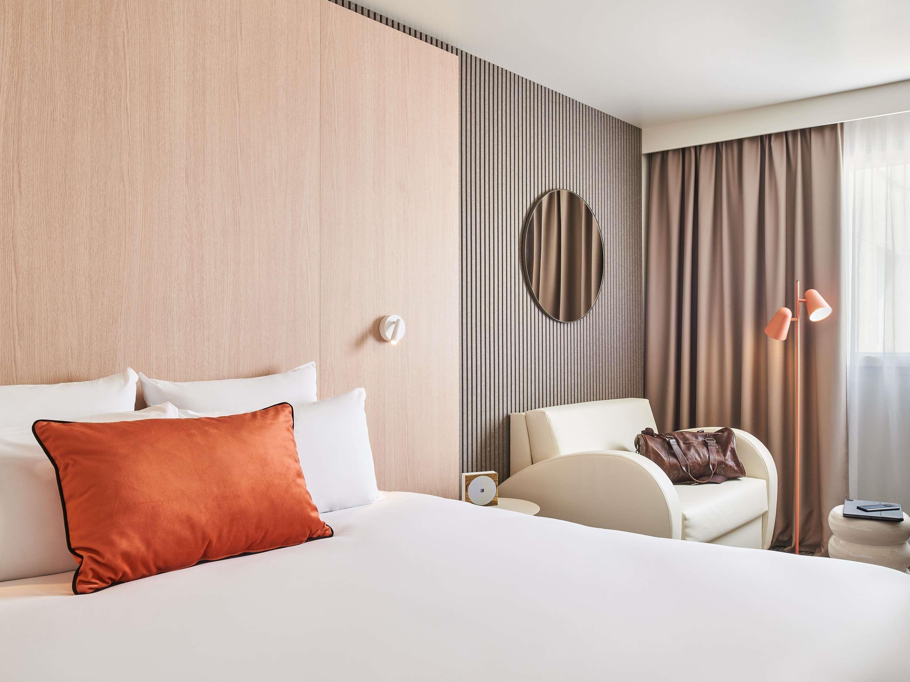 Double Superior Queen Bed