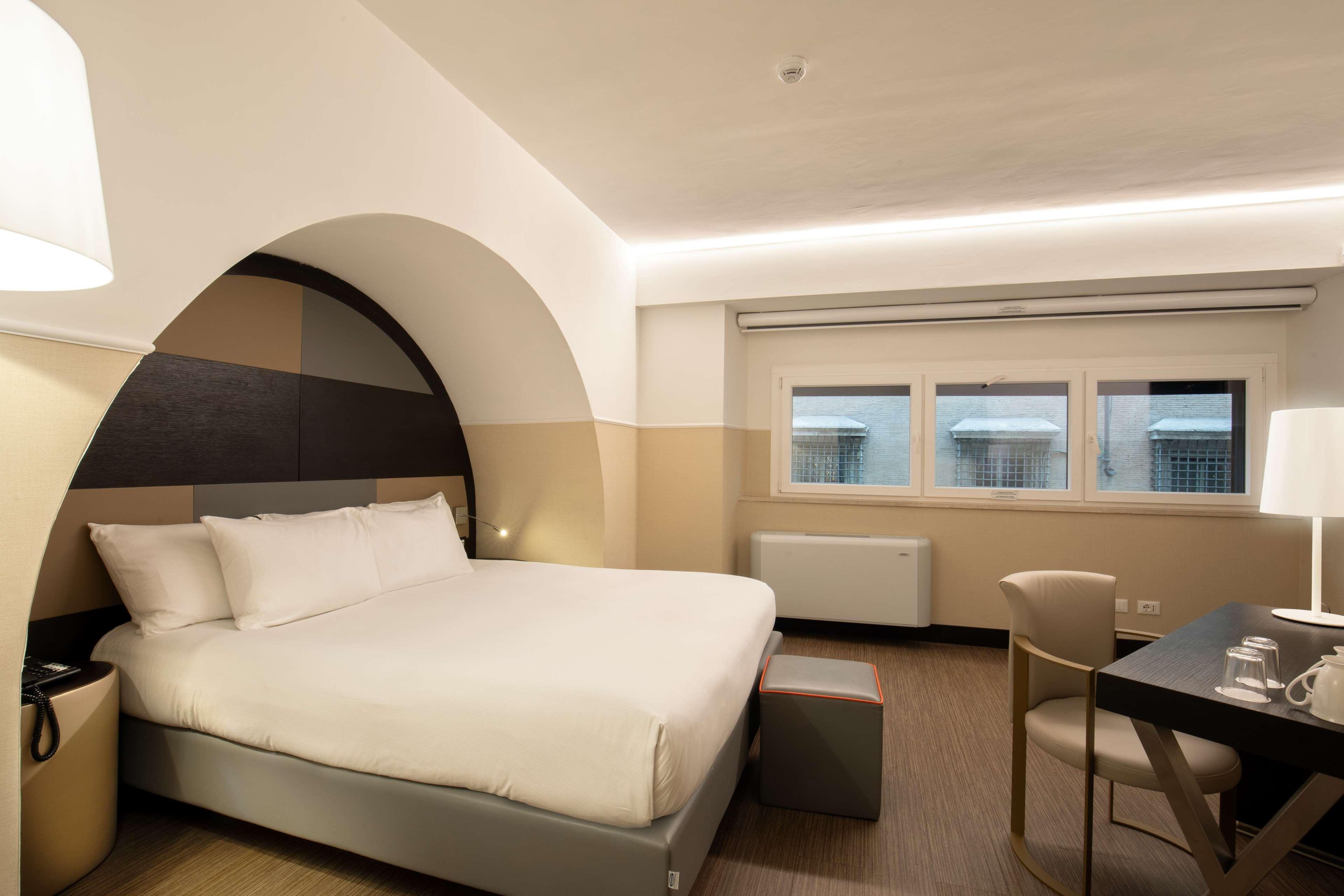 Junior Suite King Size Bed