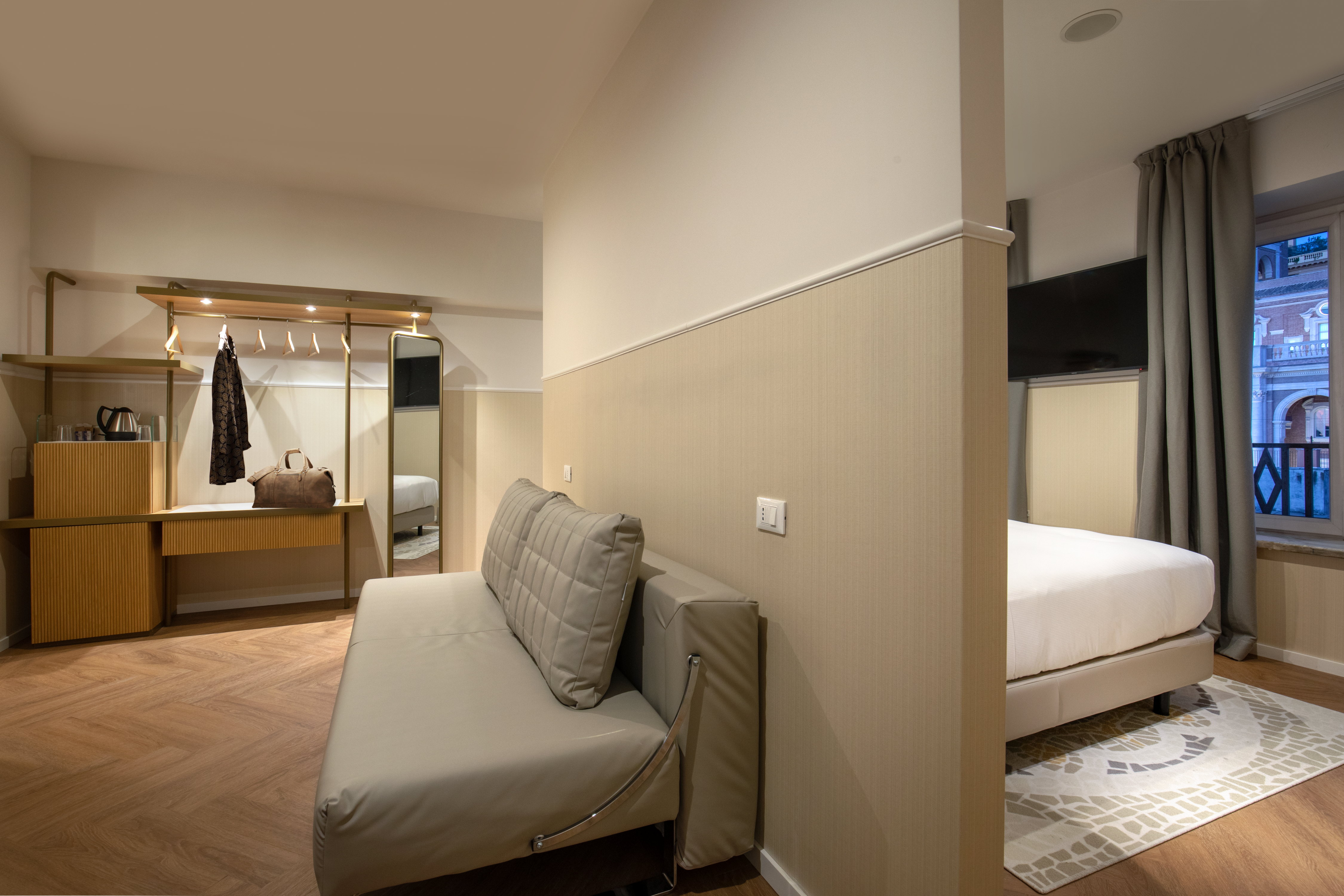 Junior Suite King Size Bed