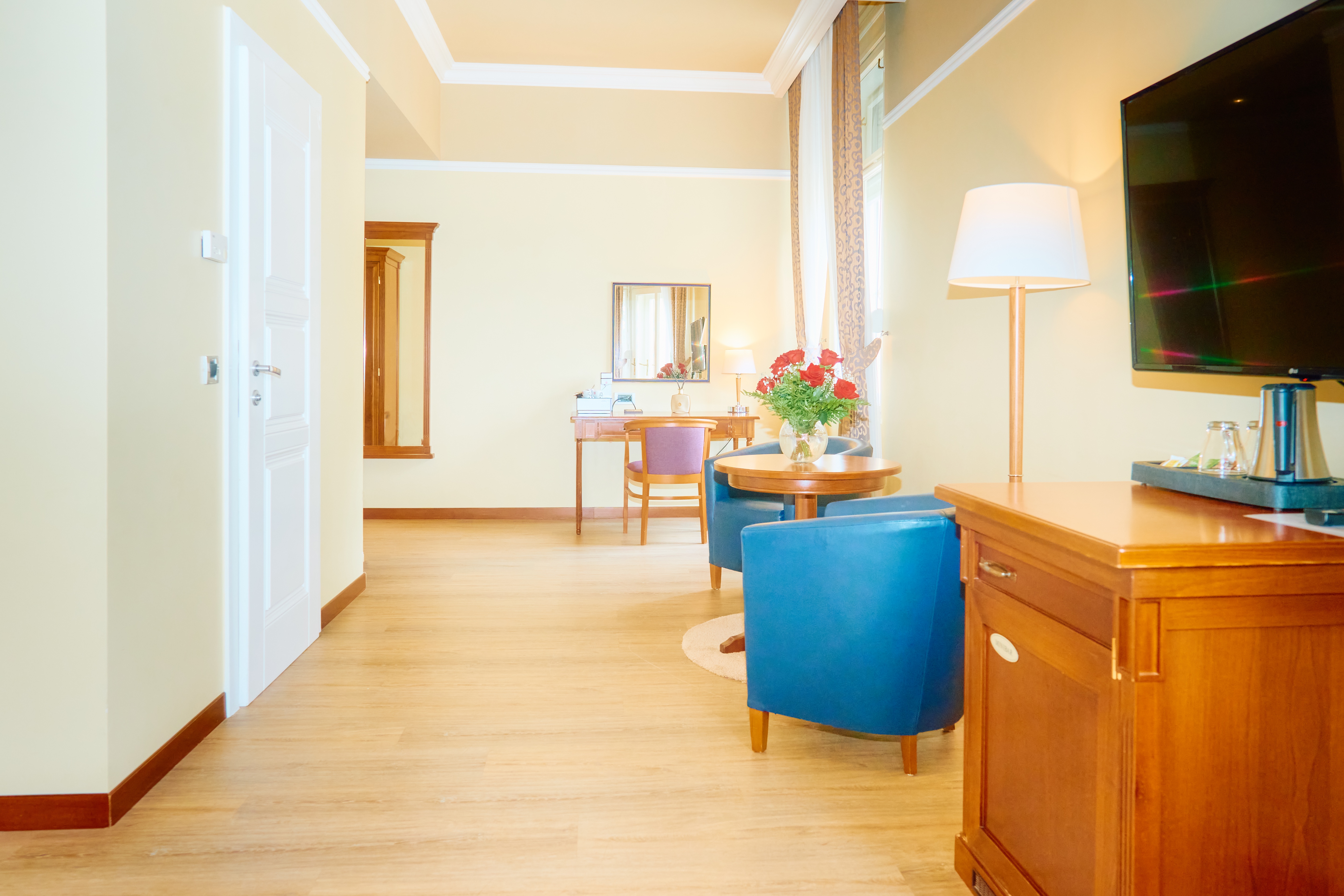 Double or Twin Deluxe Sea View with Balcony