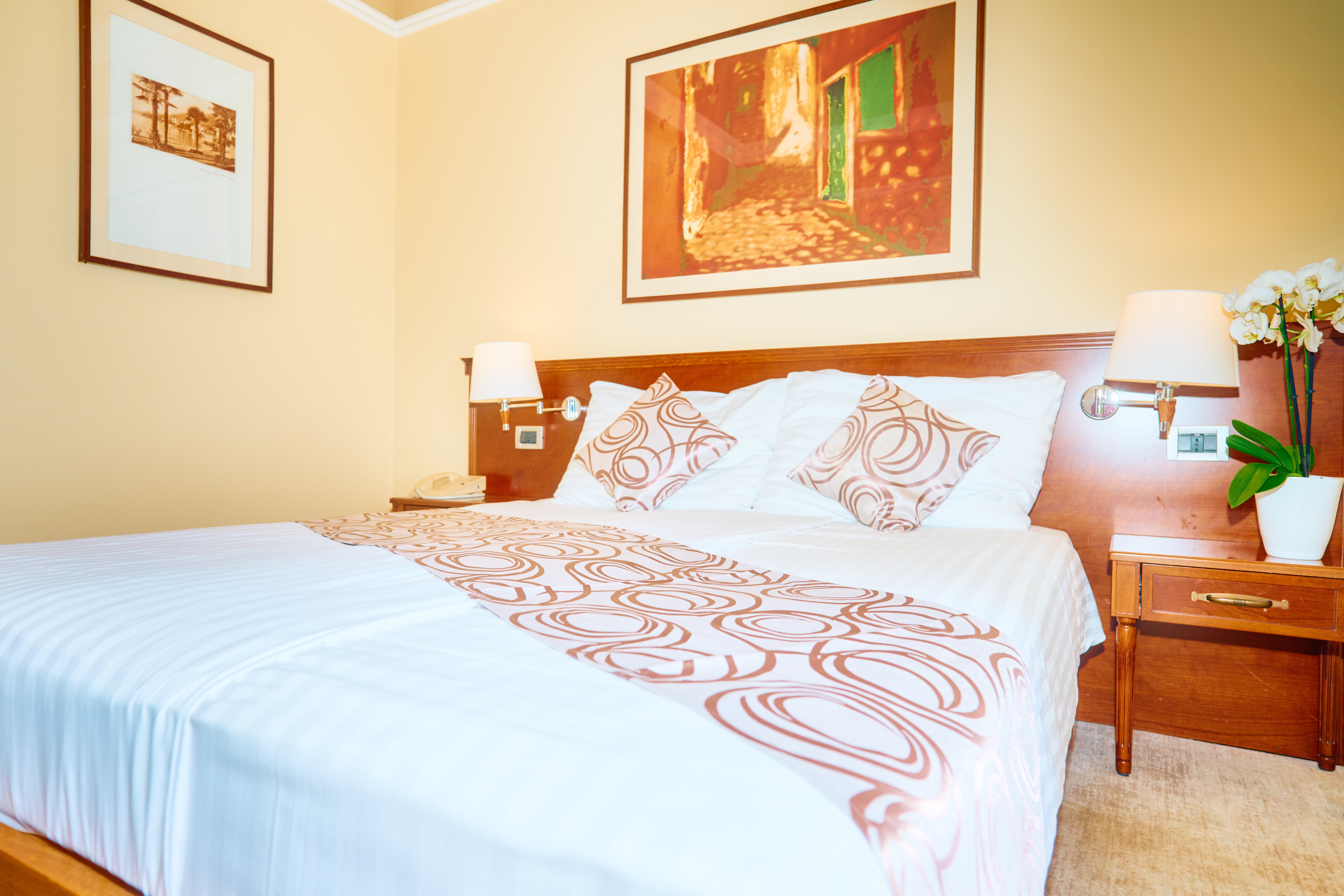 Double or Twin Side Sea View