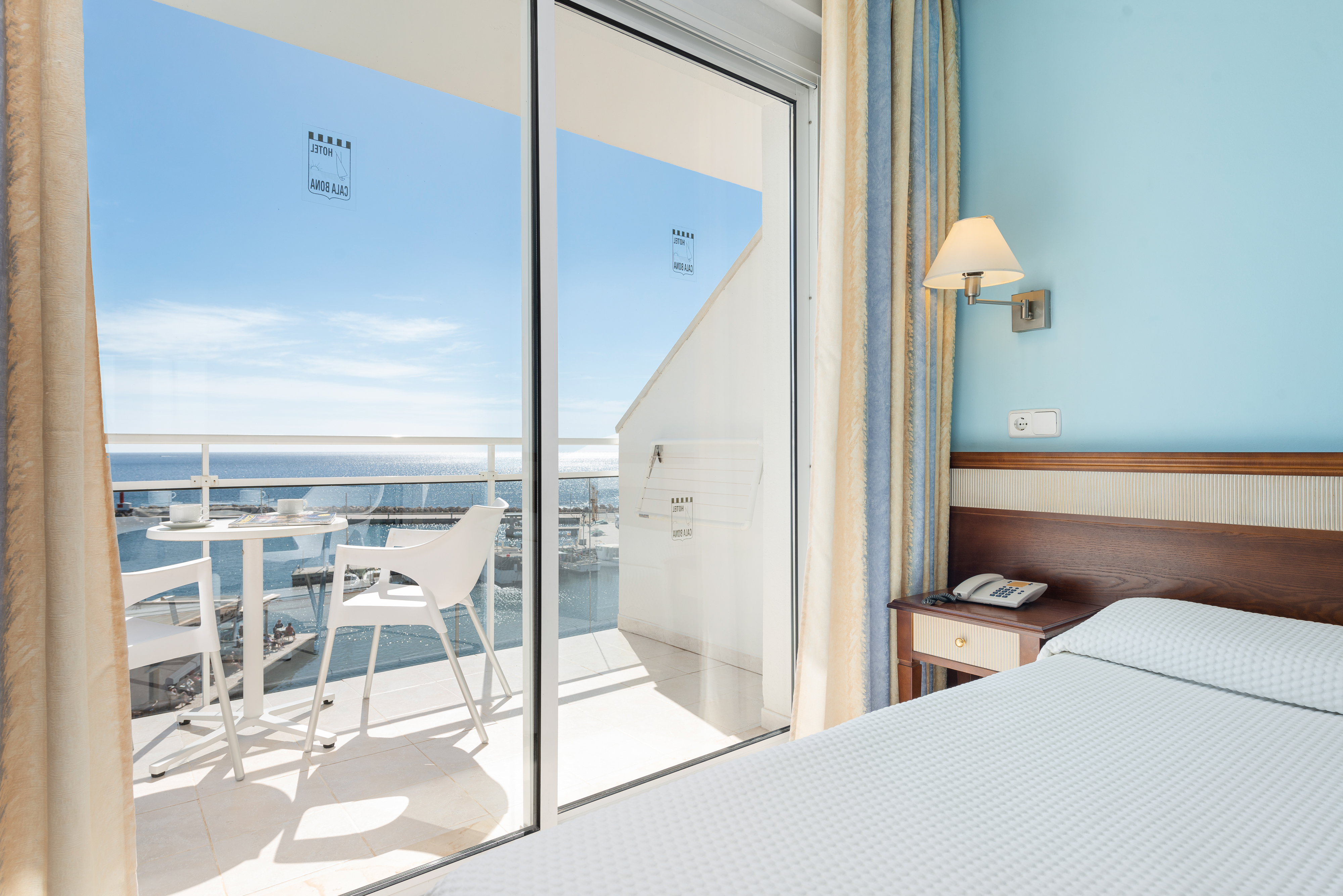 Double Single Sea View