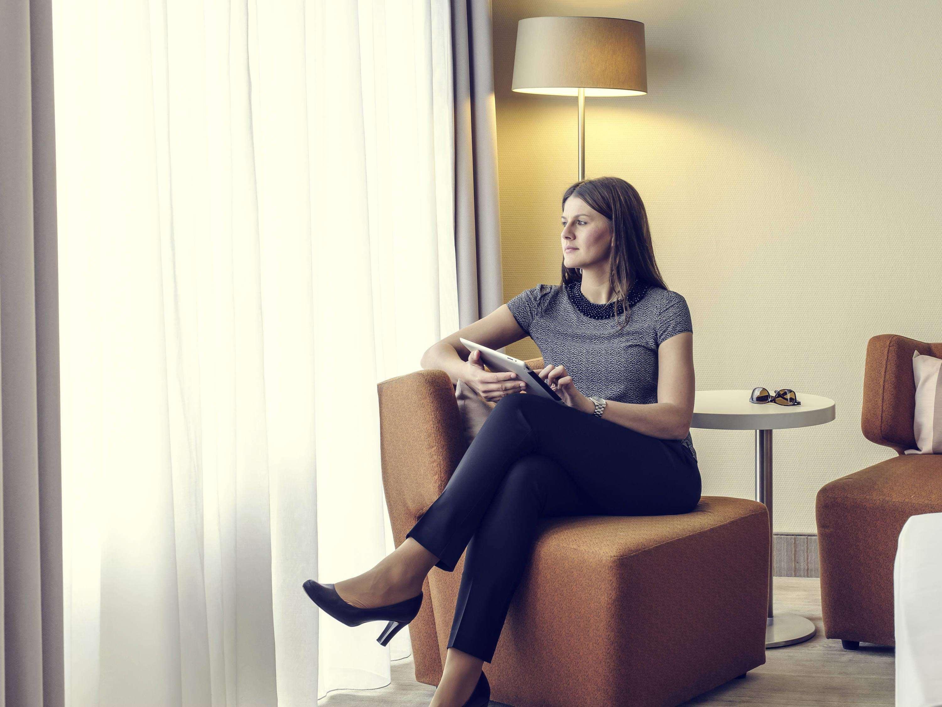 Double Queen Size Bed