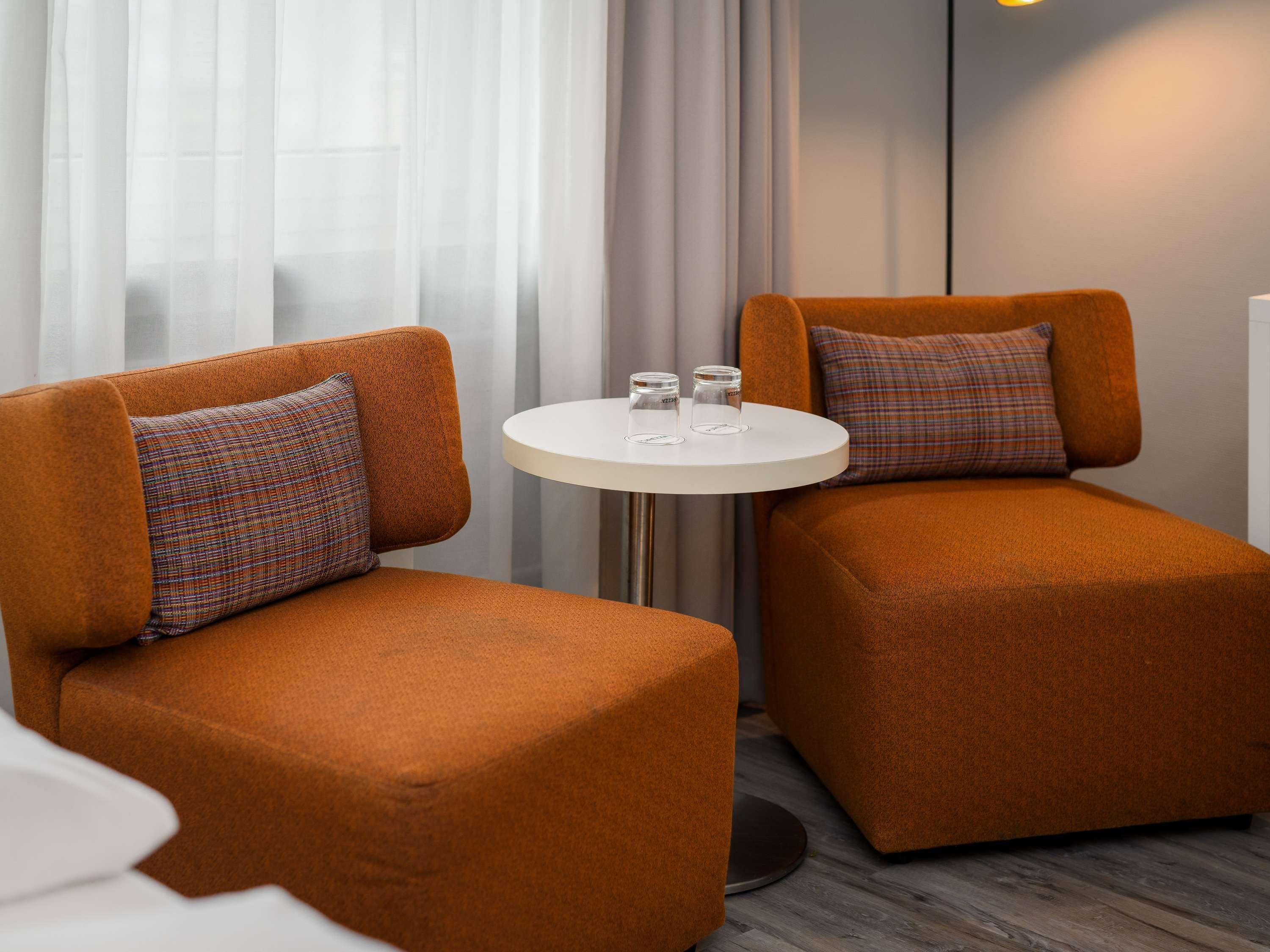 Double Queen Size Bed