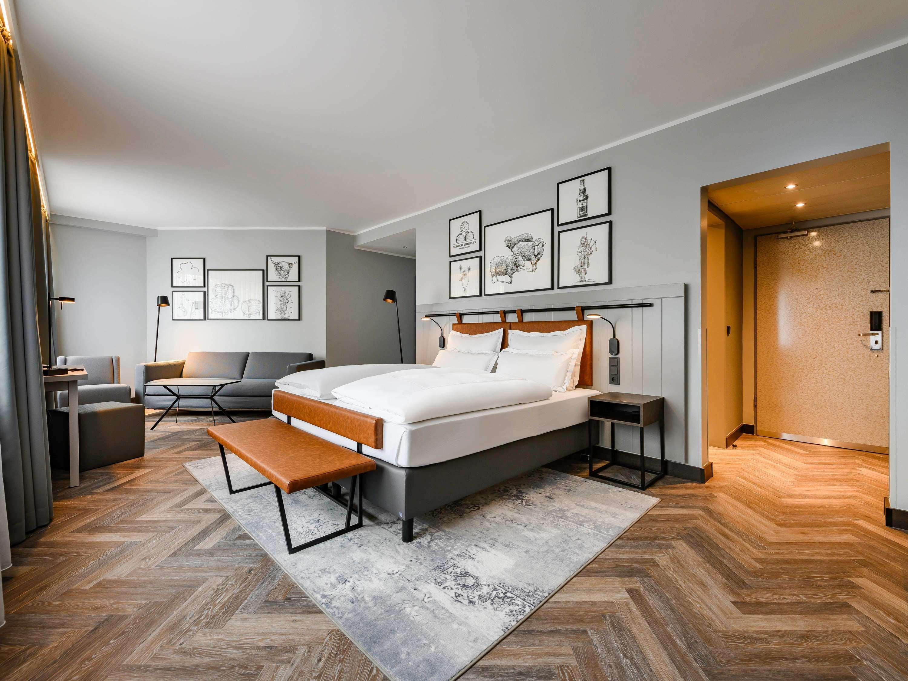 Double King Size Bed