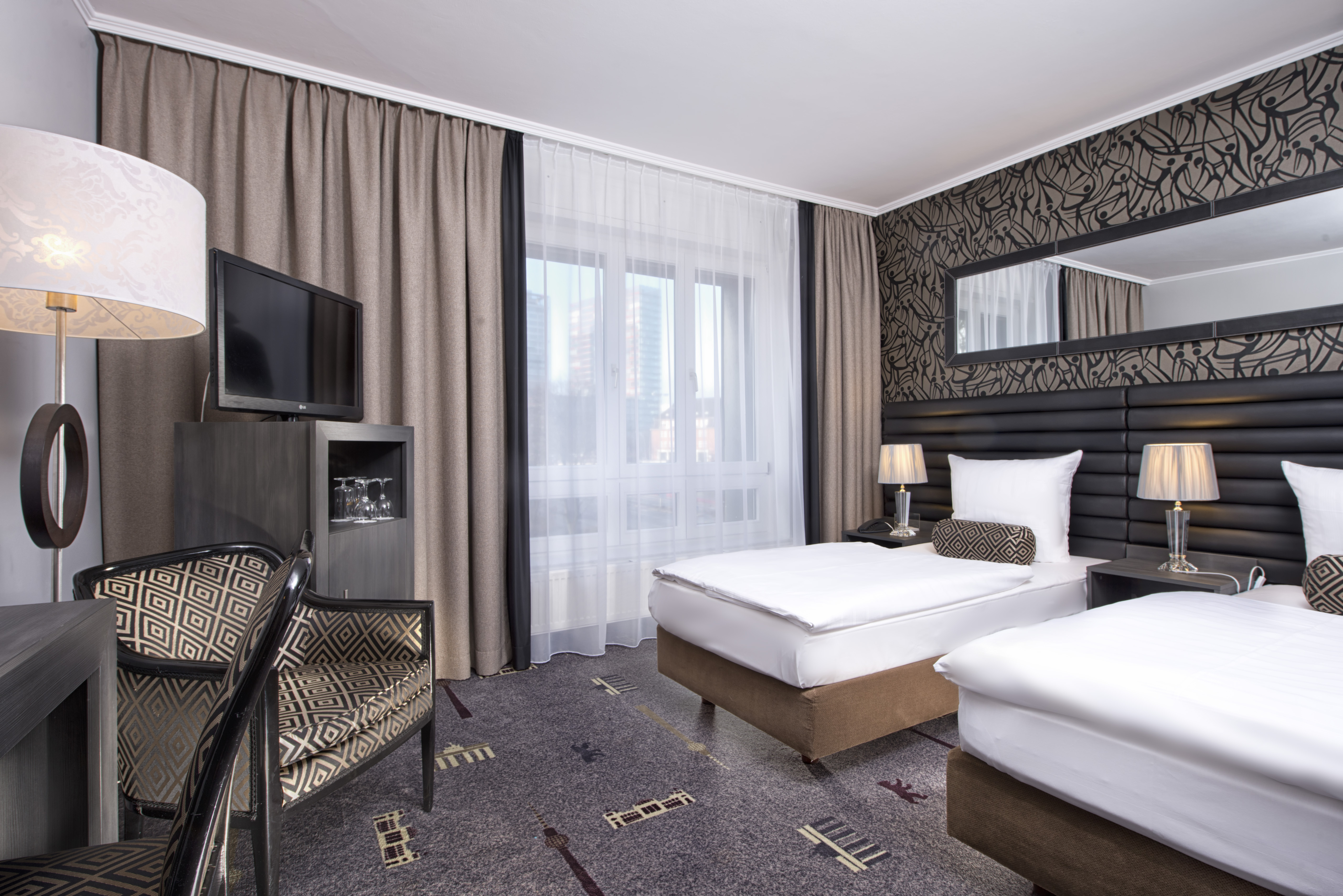 Double or Twin Standard