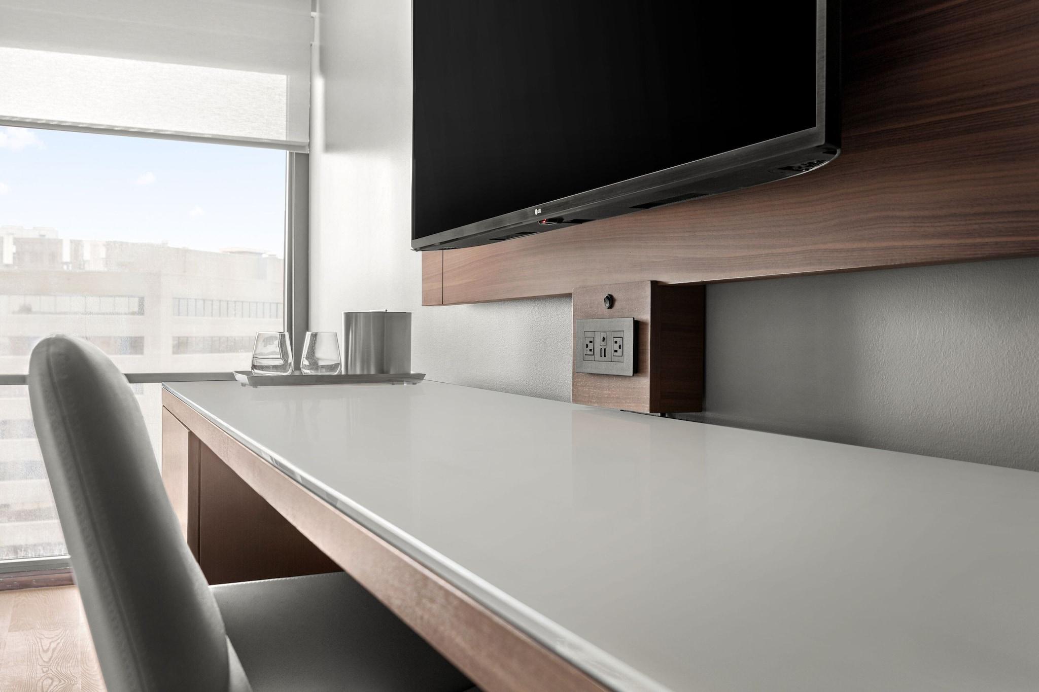 Double Club Two Queen Beds