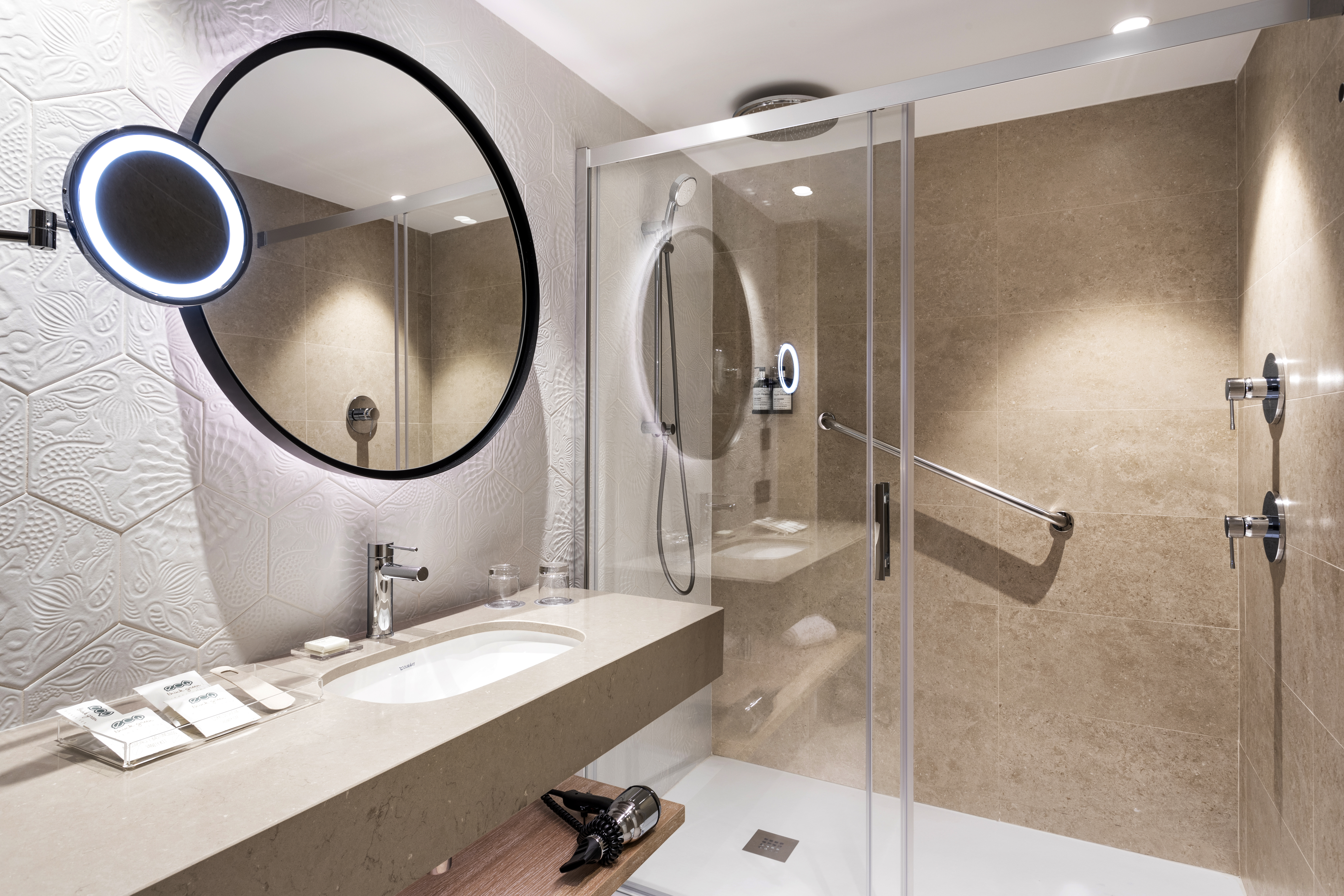 Double or Twin Standard