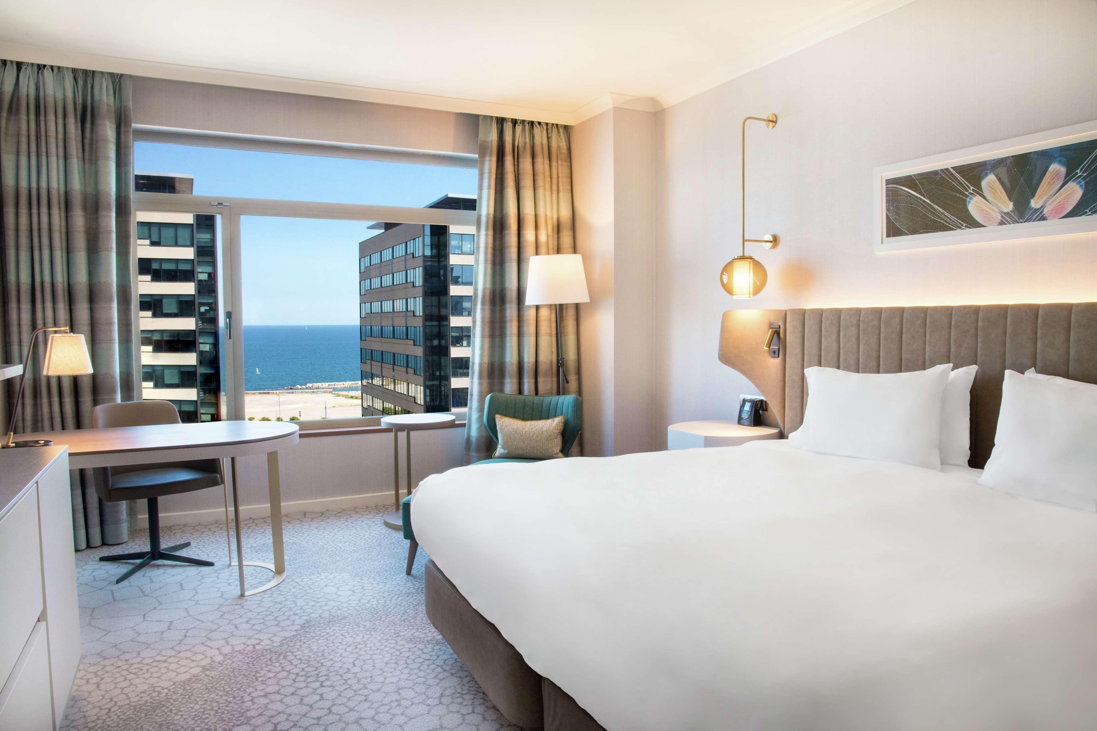 Double Pool View King Bed