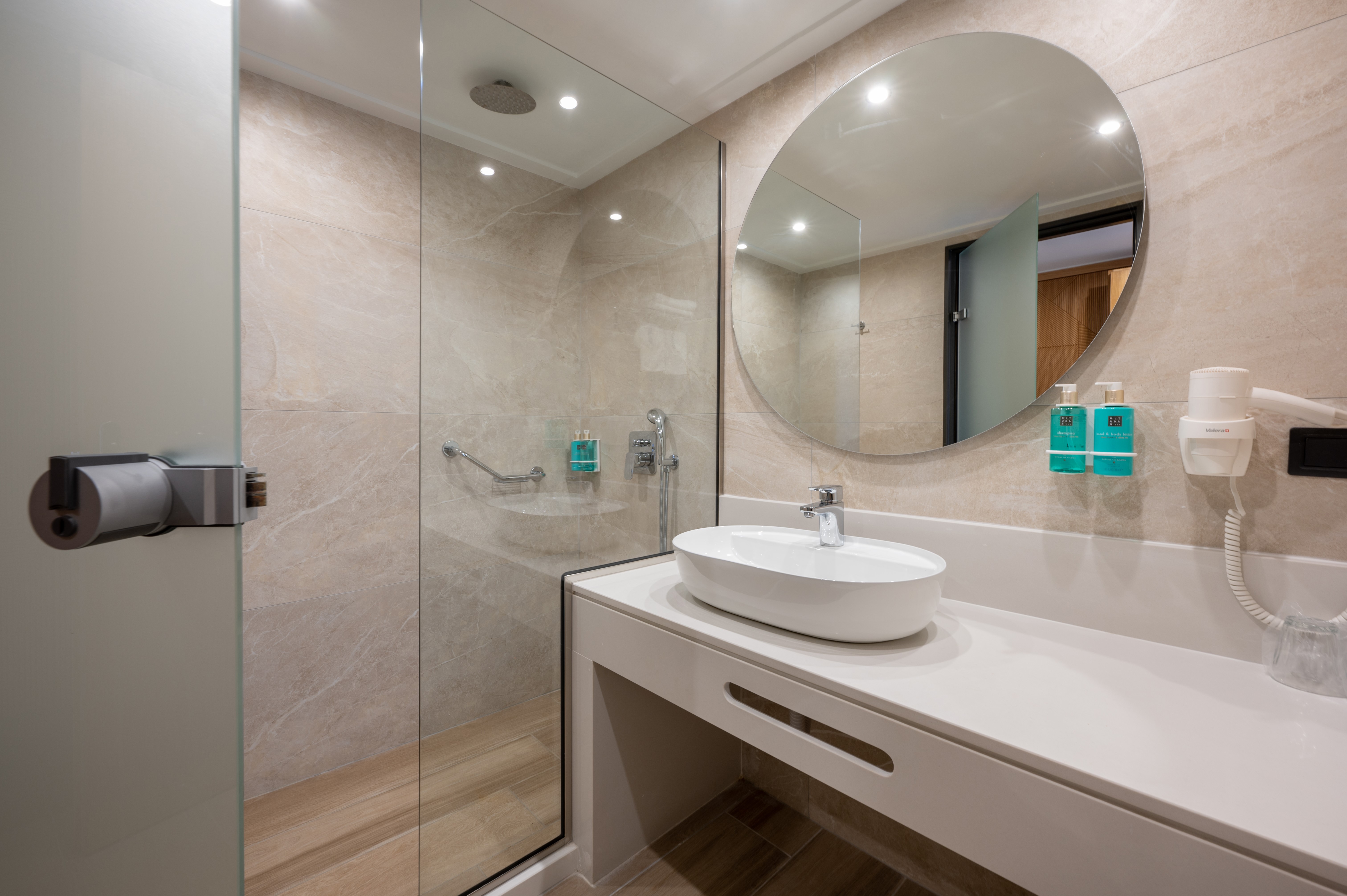 Suite One Bedroom Two Bathrooms