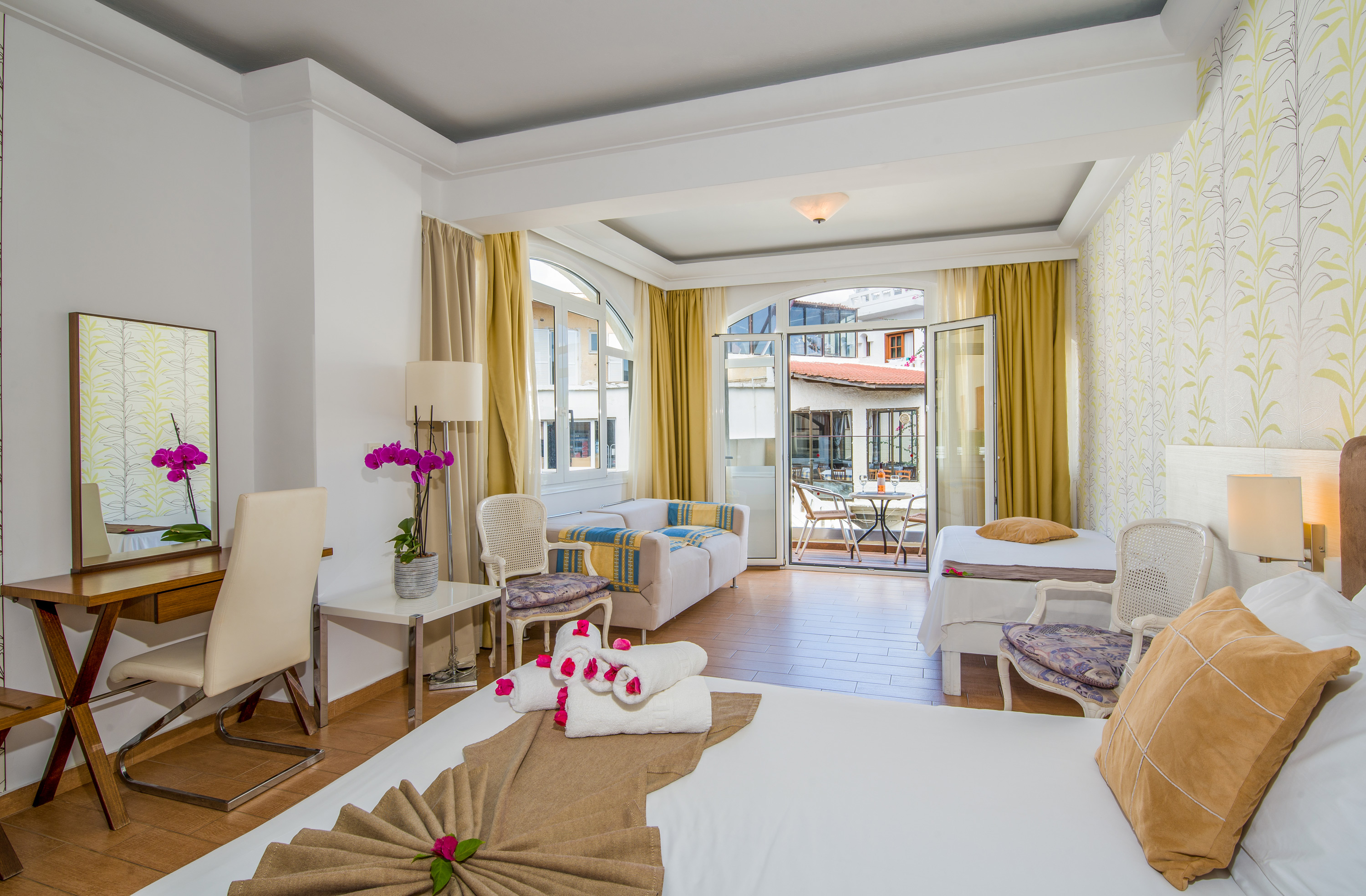 Double or Twin Superior