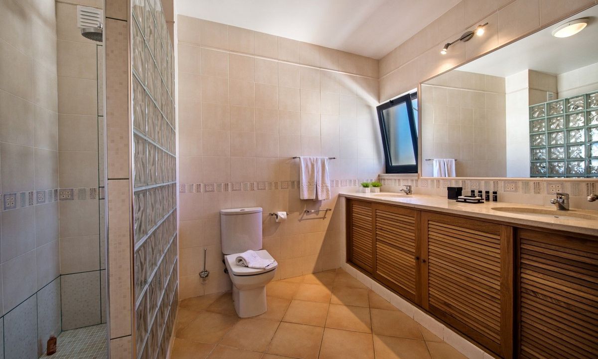 Apartment Three Bedrooms