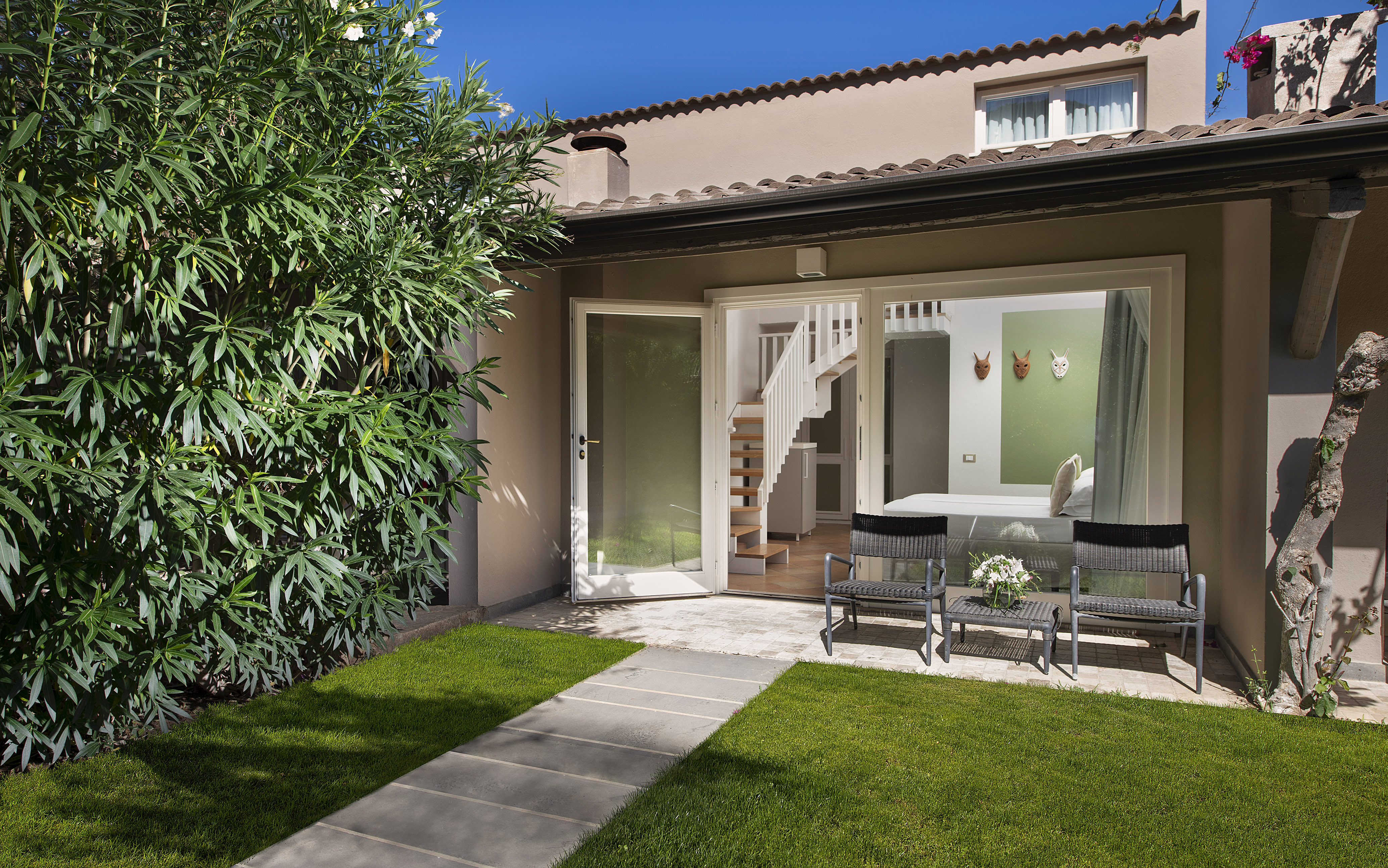 Family Room Garden View