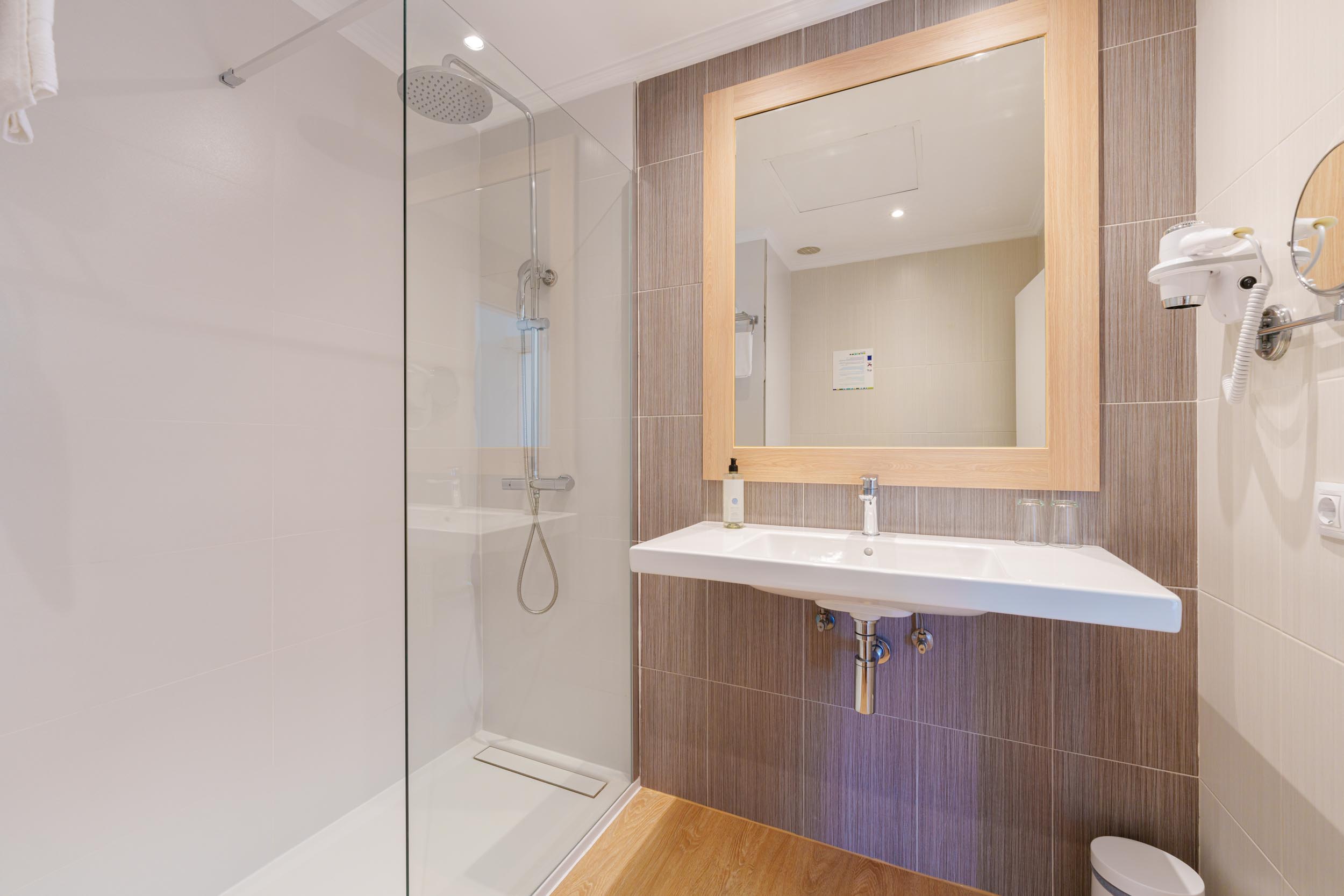 Double or Twin Sea View