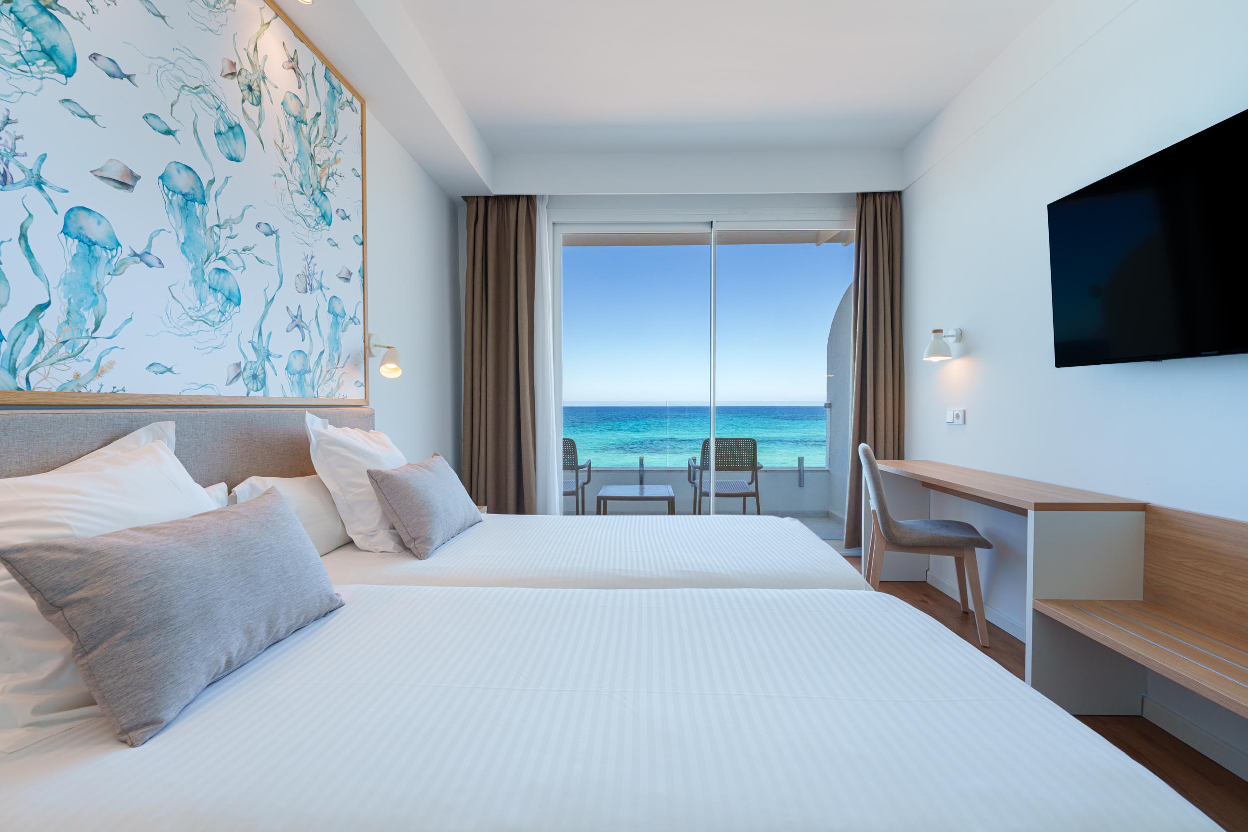 Double or Twin Sea View