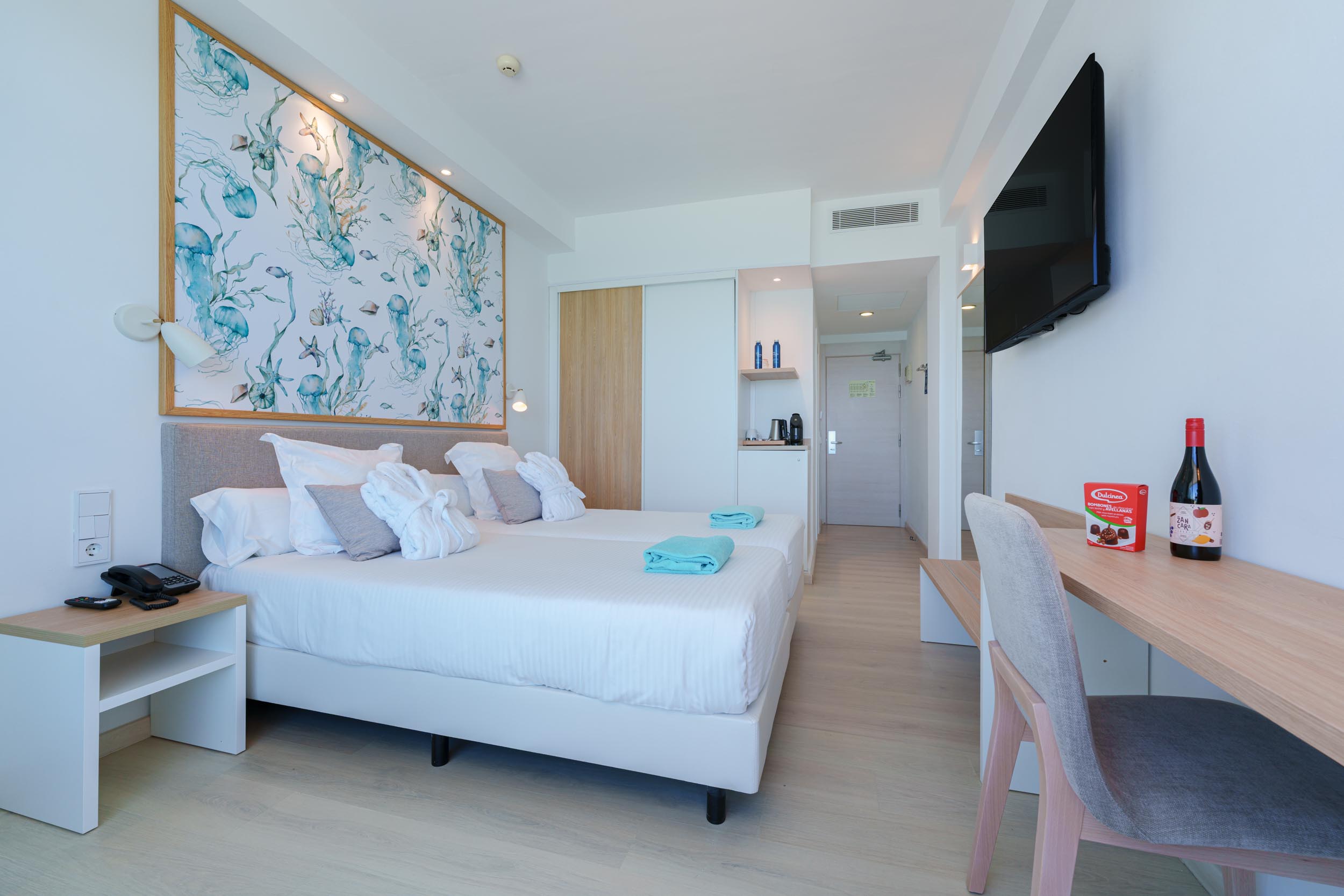 Double or Twin Premium Sea View